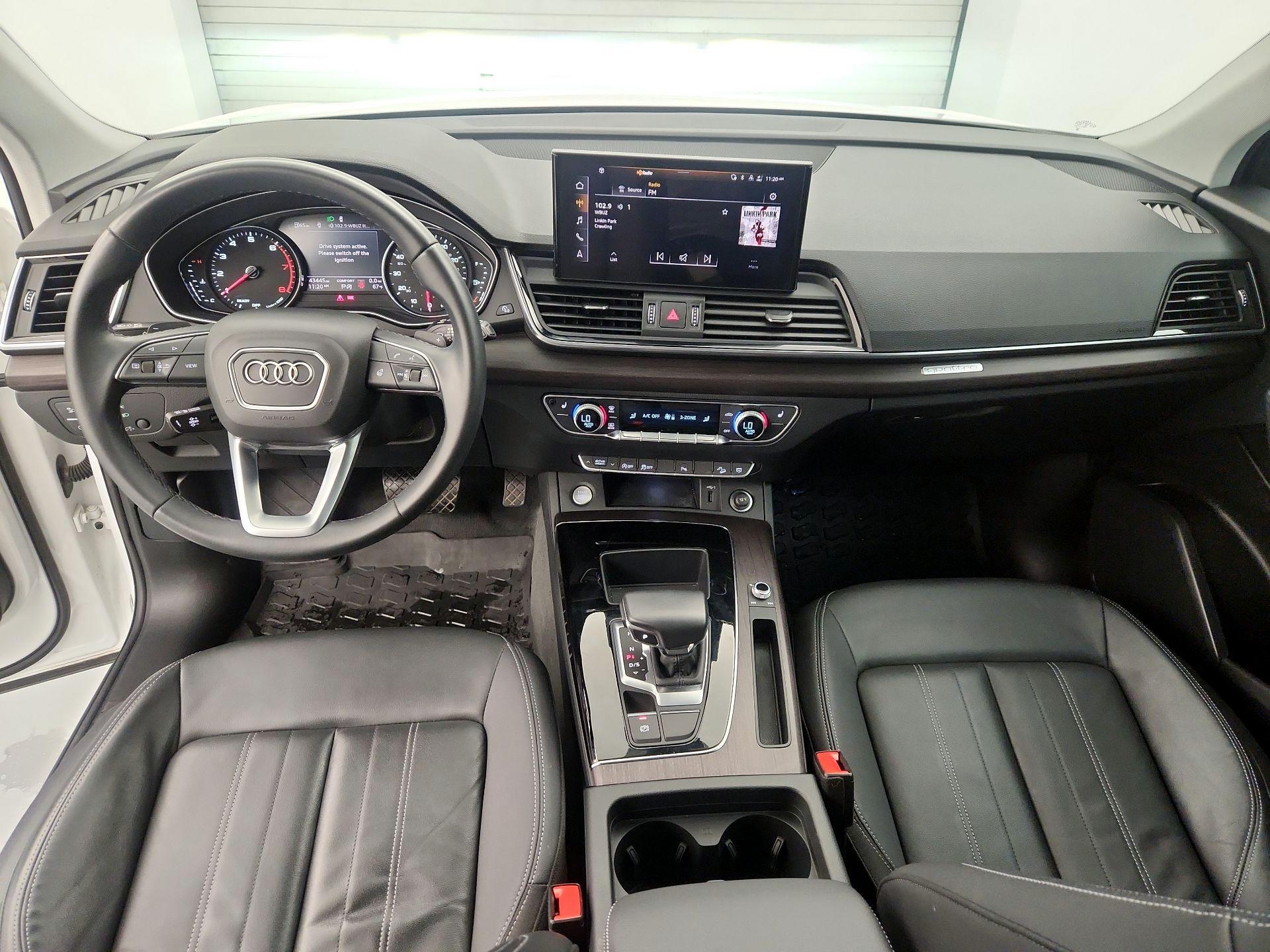 Thumbnail: 2023 Audi Q5 - 9