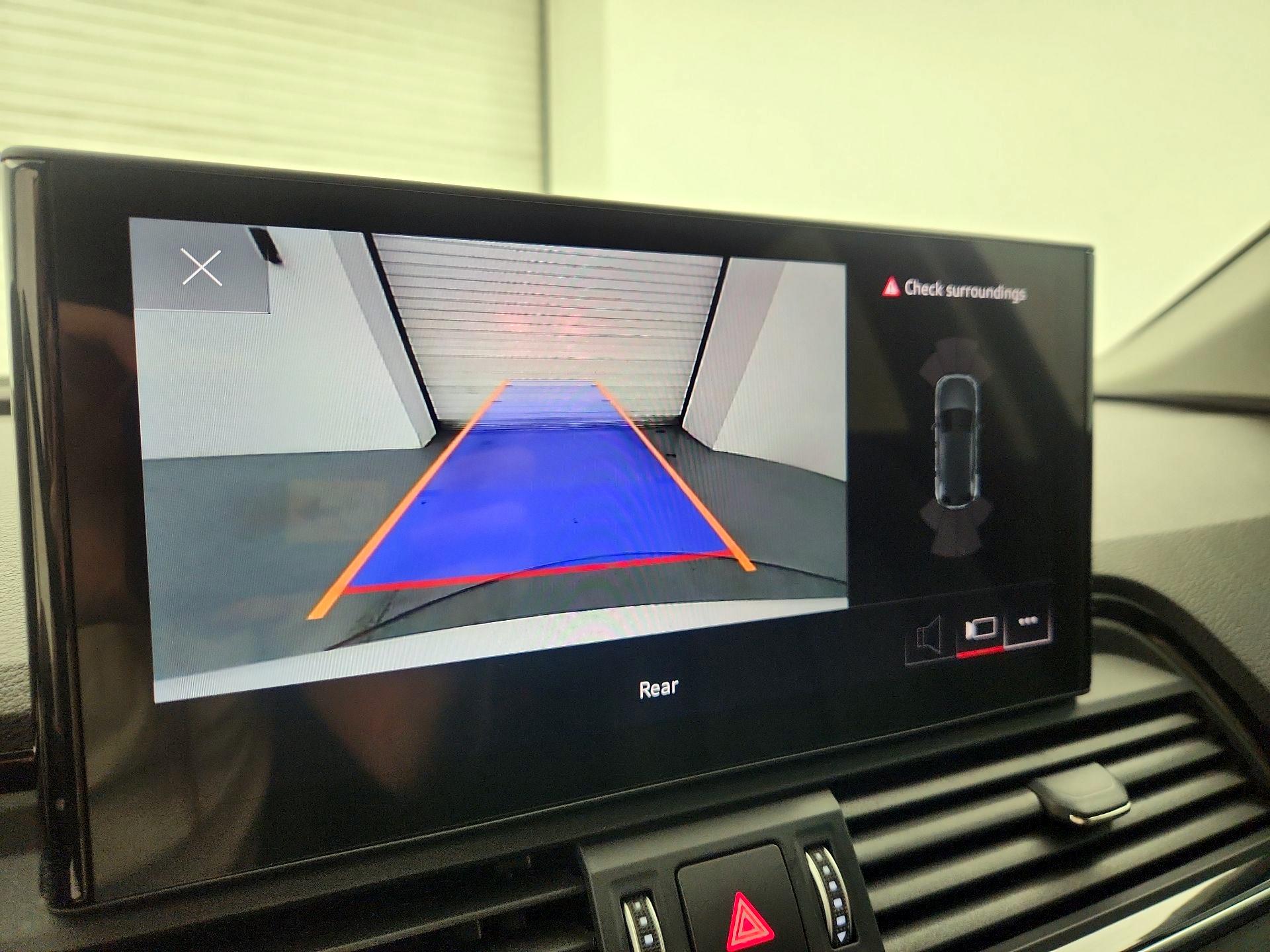 Thumbnail: 2023 Audi Q5 - 14