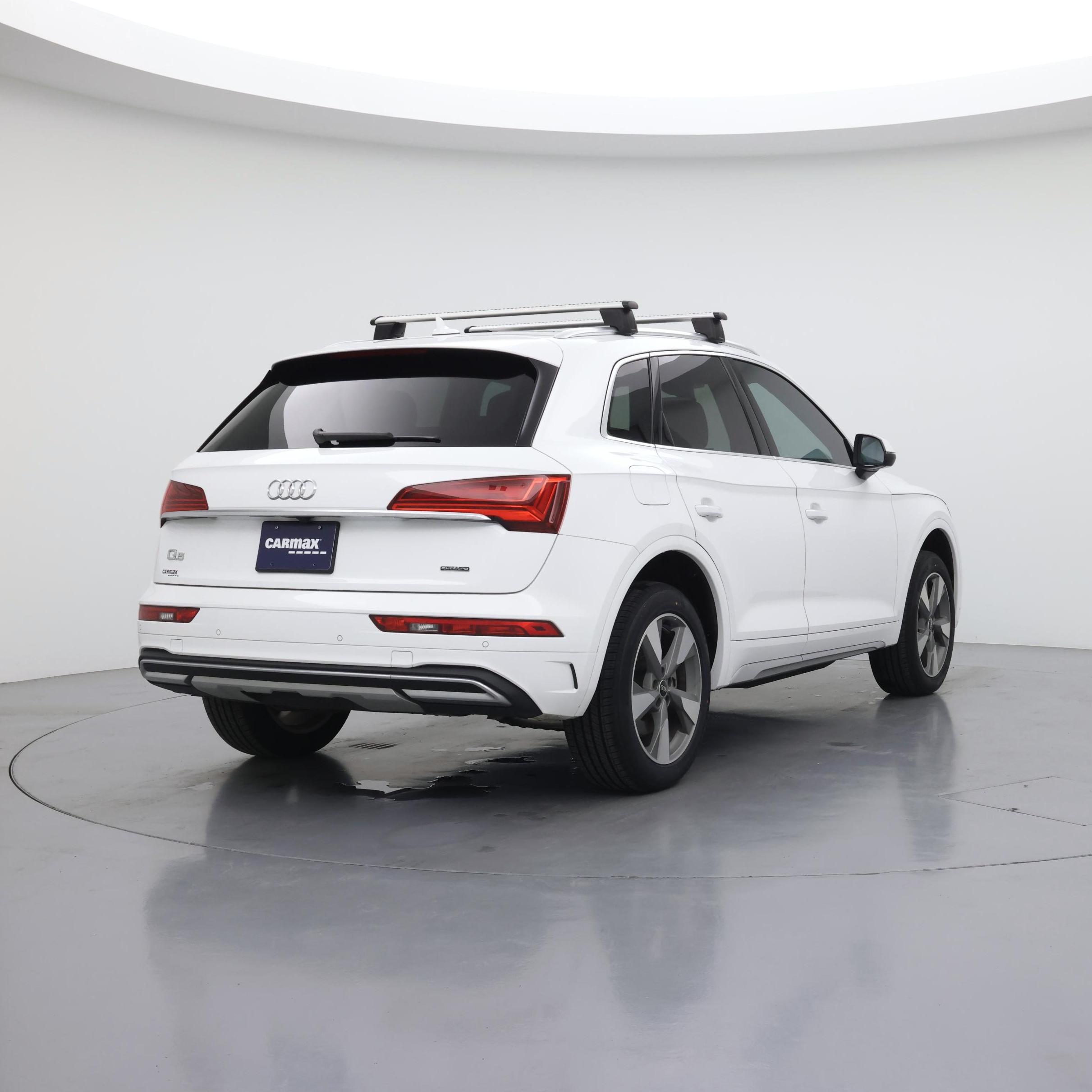 Thumbnail: 2023 Audi Q5 - 8