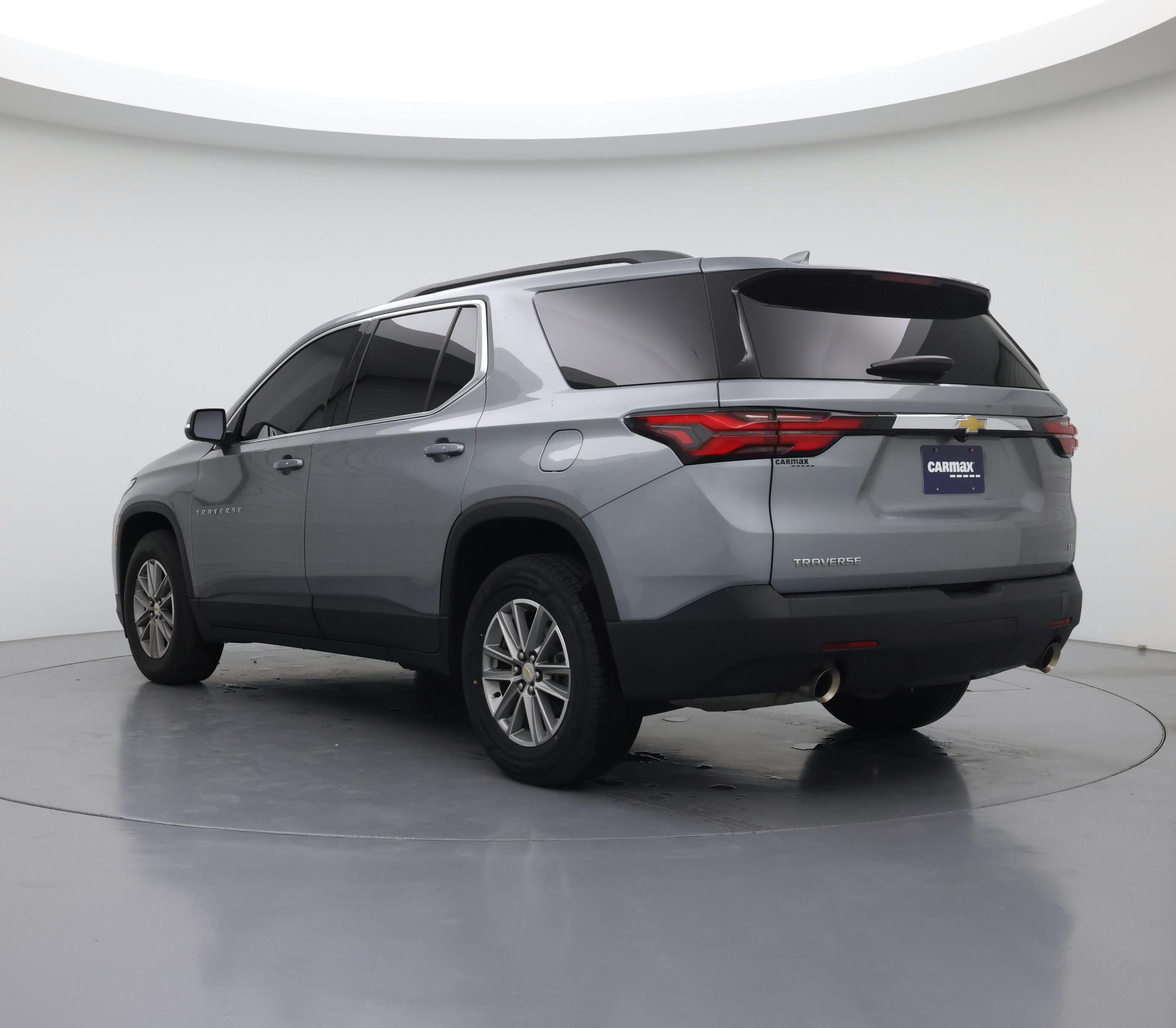 Thumbnail: 2023 Chevrolet Traverse - 2