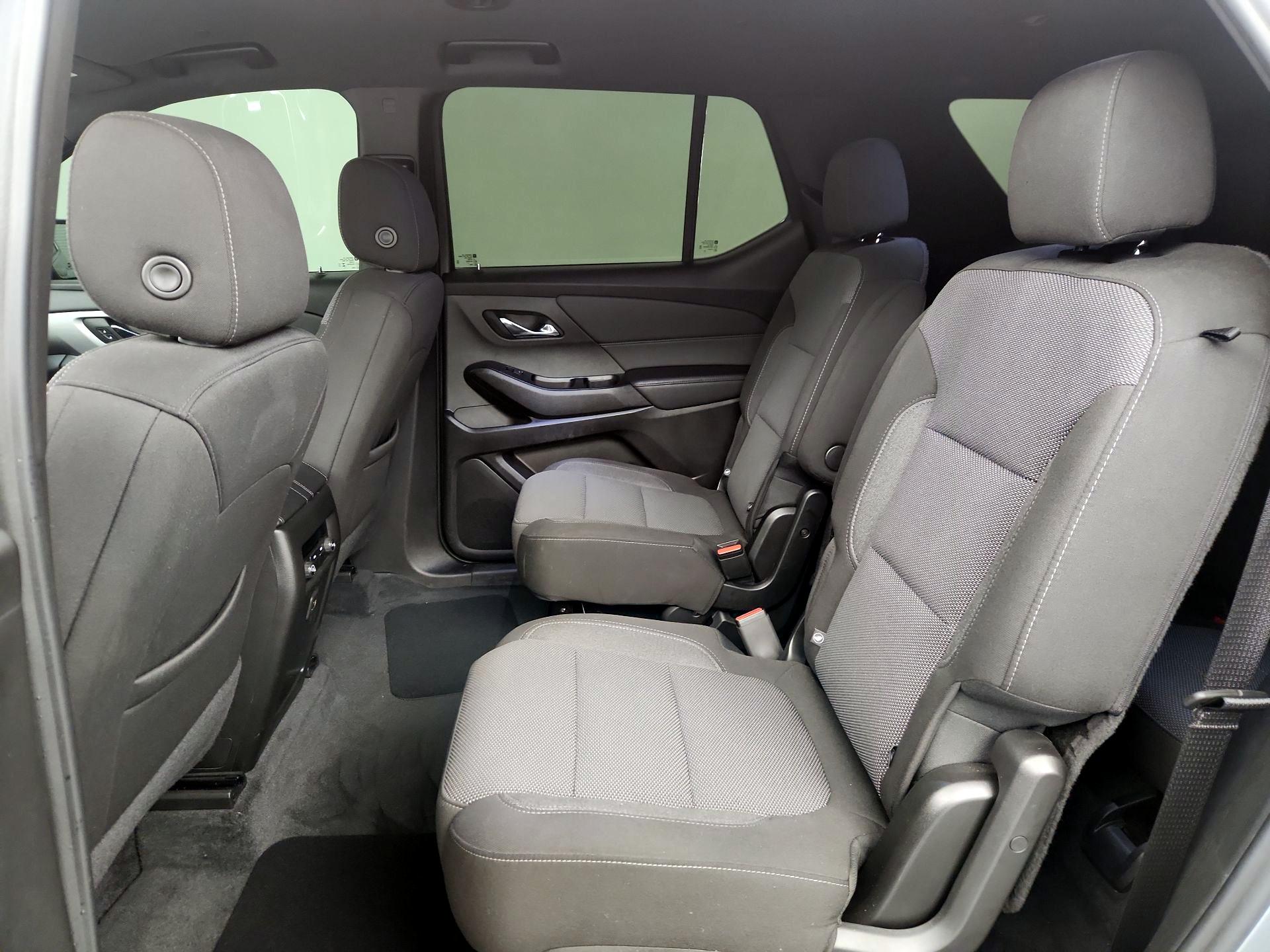 Thumbnail: 2023 Chevrolet Traverse - 19