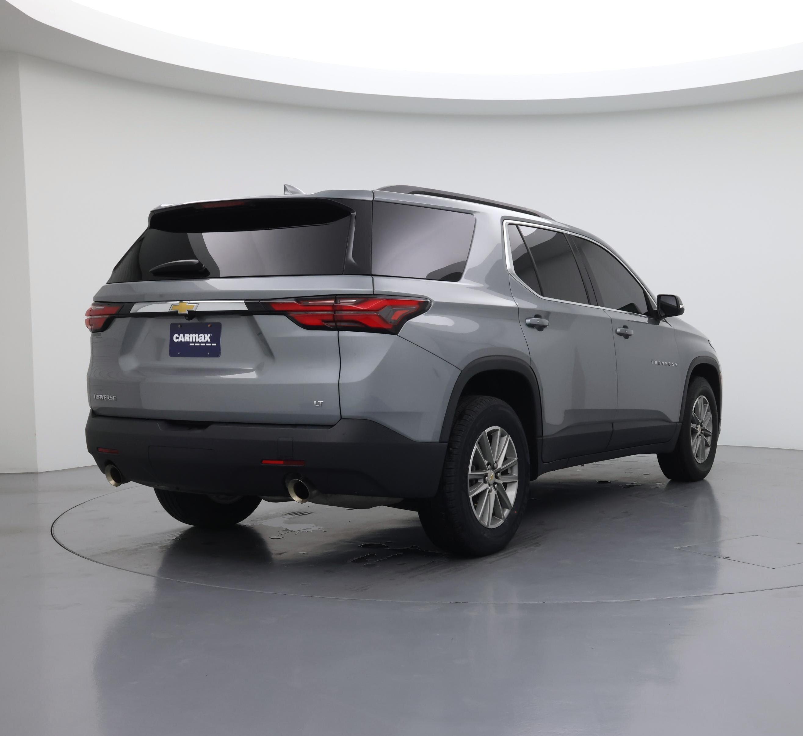 Thumbnail: 2023 Chevrolet Traverse - 8