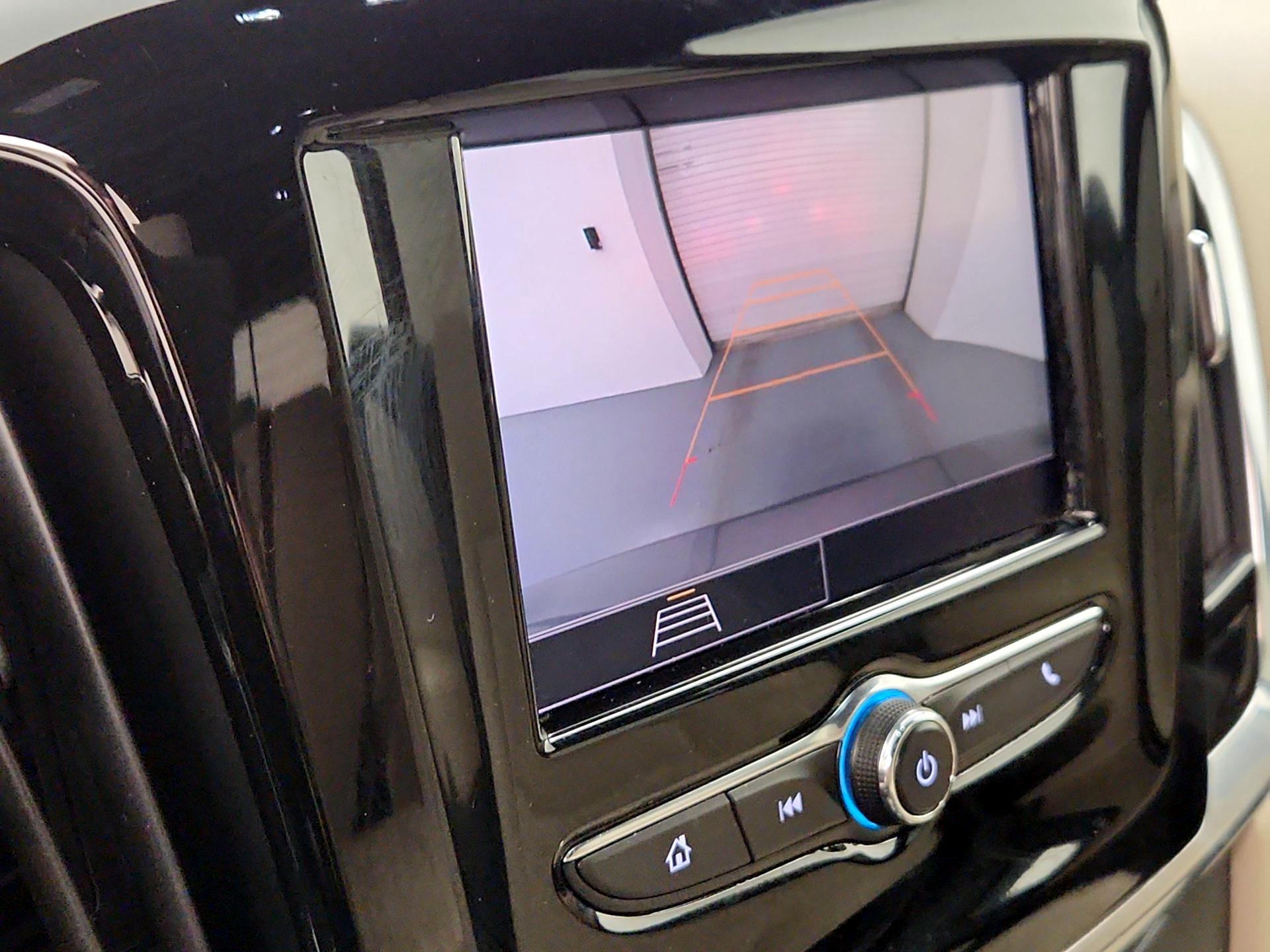 Thumbnail: 2023 Chevrolet Traverse - 14