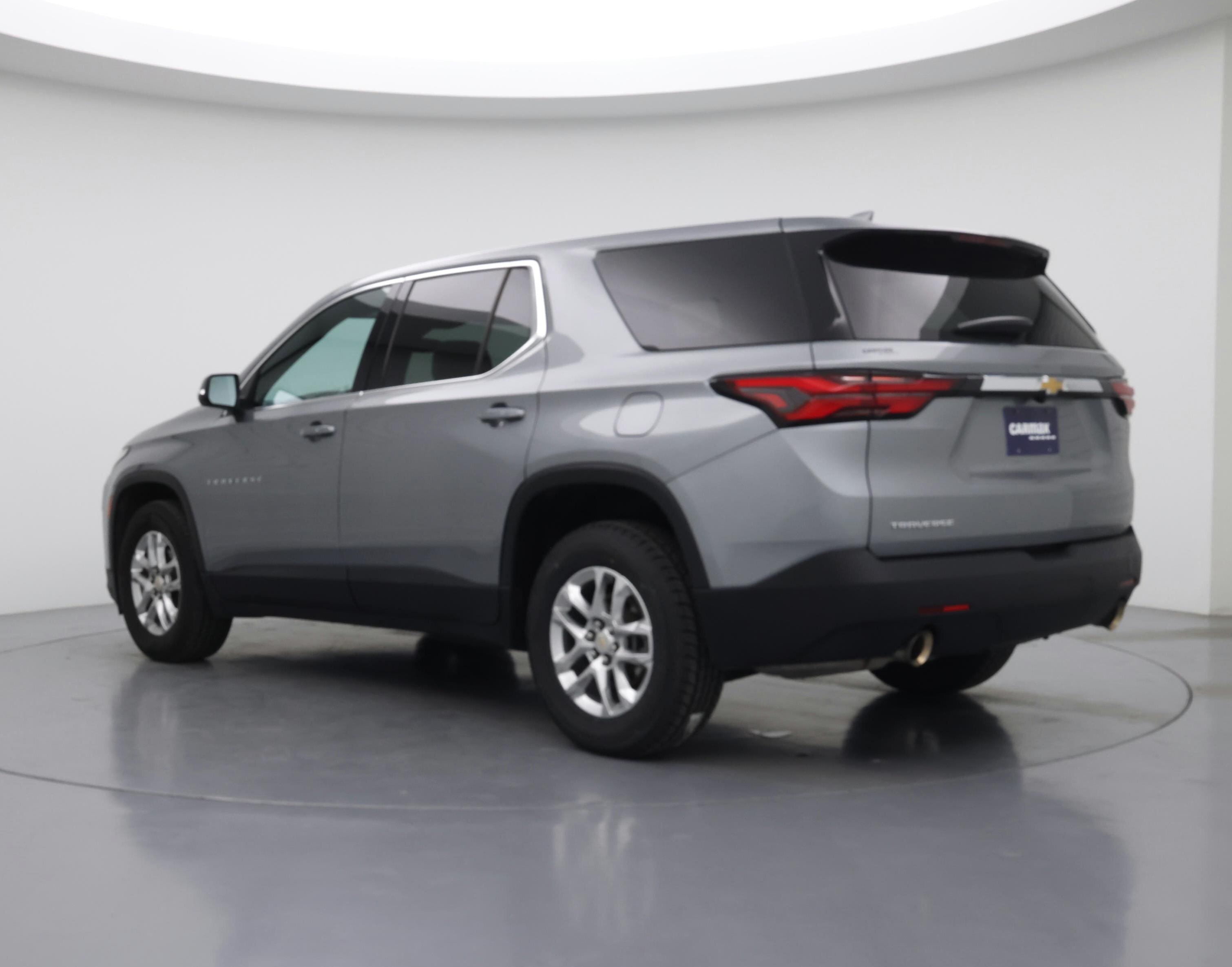 Thumbnail: 2023 Chevrolet Traverse - 2