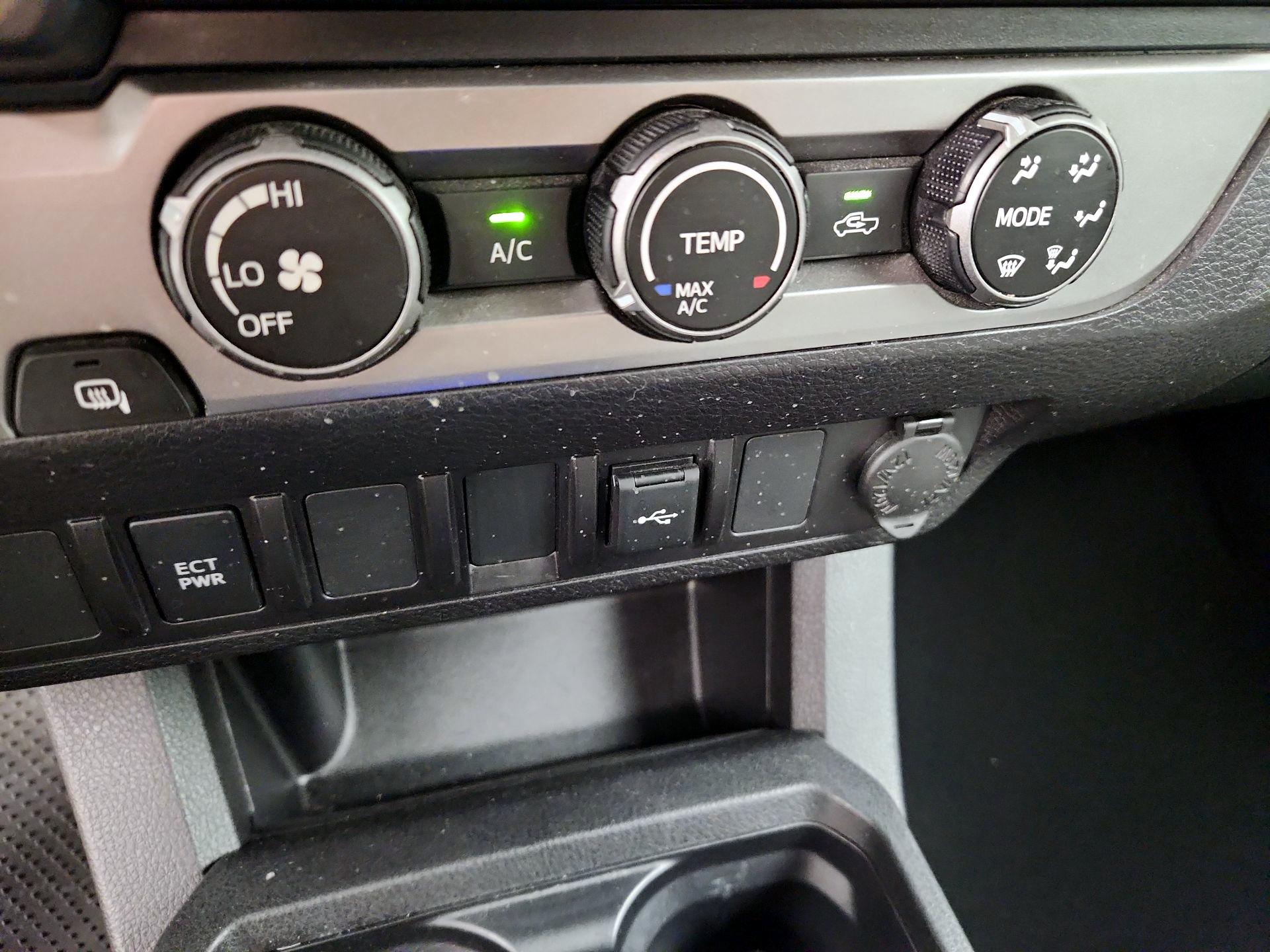 Thumbnail: 2023 Toyota Tacoma - 16