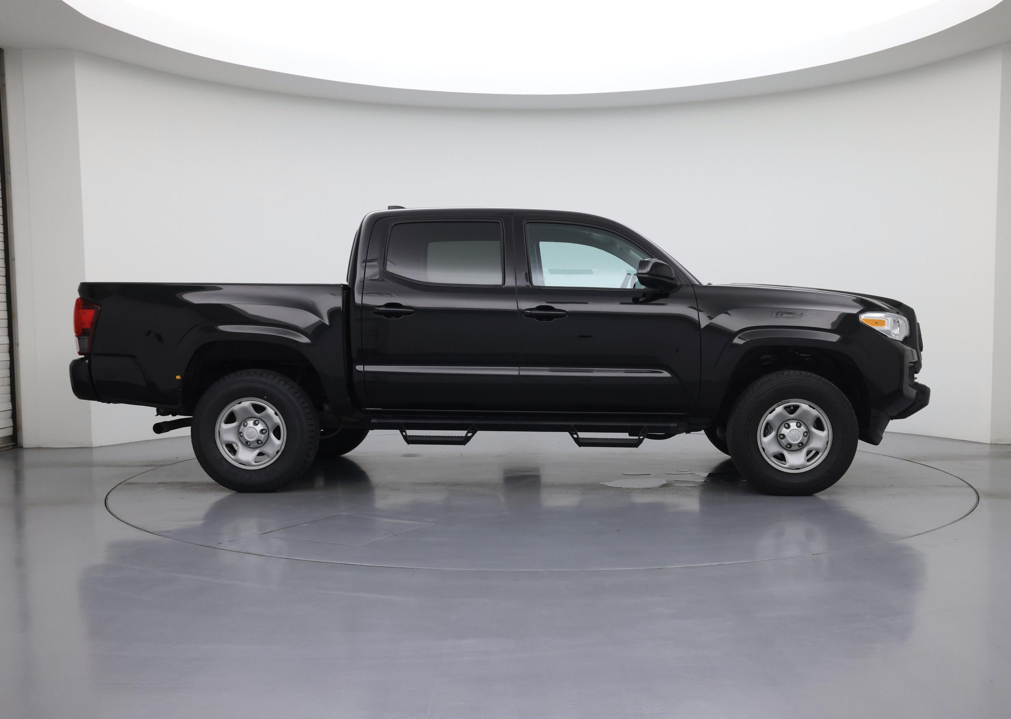 Thumbnail: 2023 Toyota Tacoma - 7