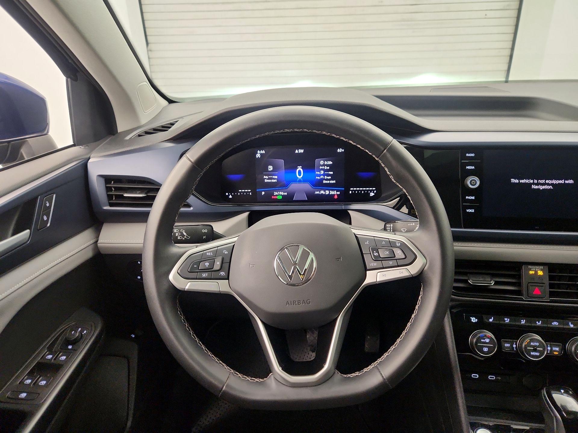 Thumbnail: 2024 Volkswagen Taos - 10