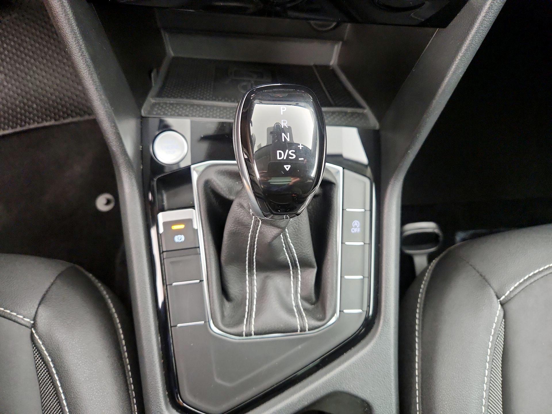 Thumbnail: 2024 Volkswagen Taos - 17