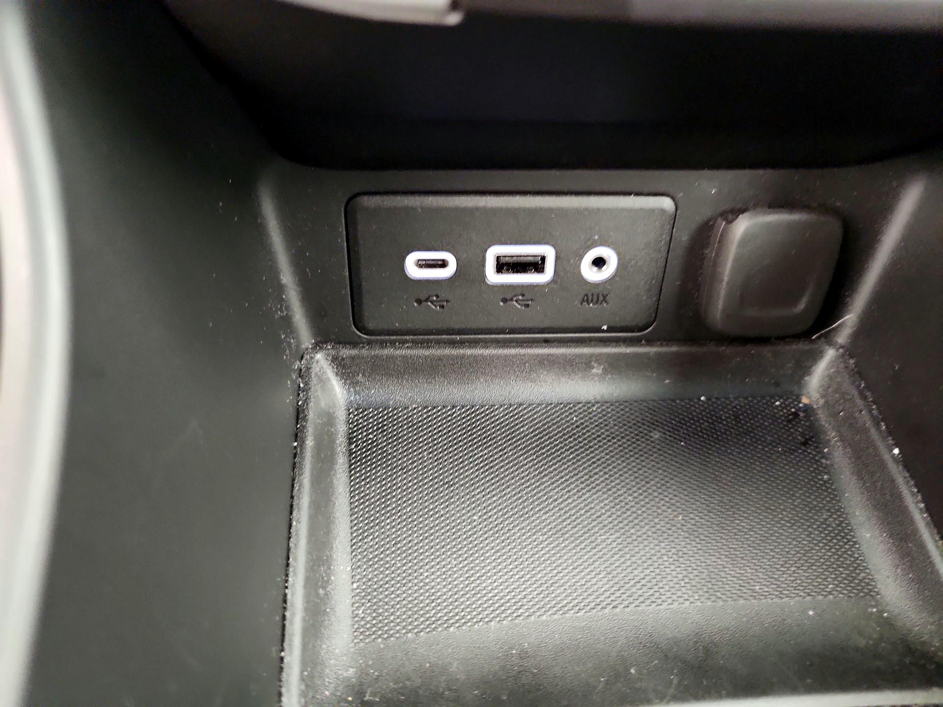 Thumbnail: 2023 GMC Terrain - 18