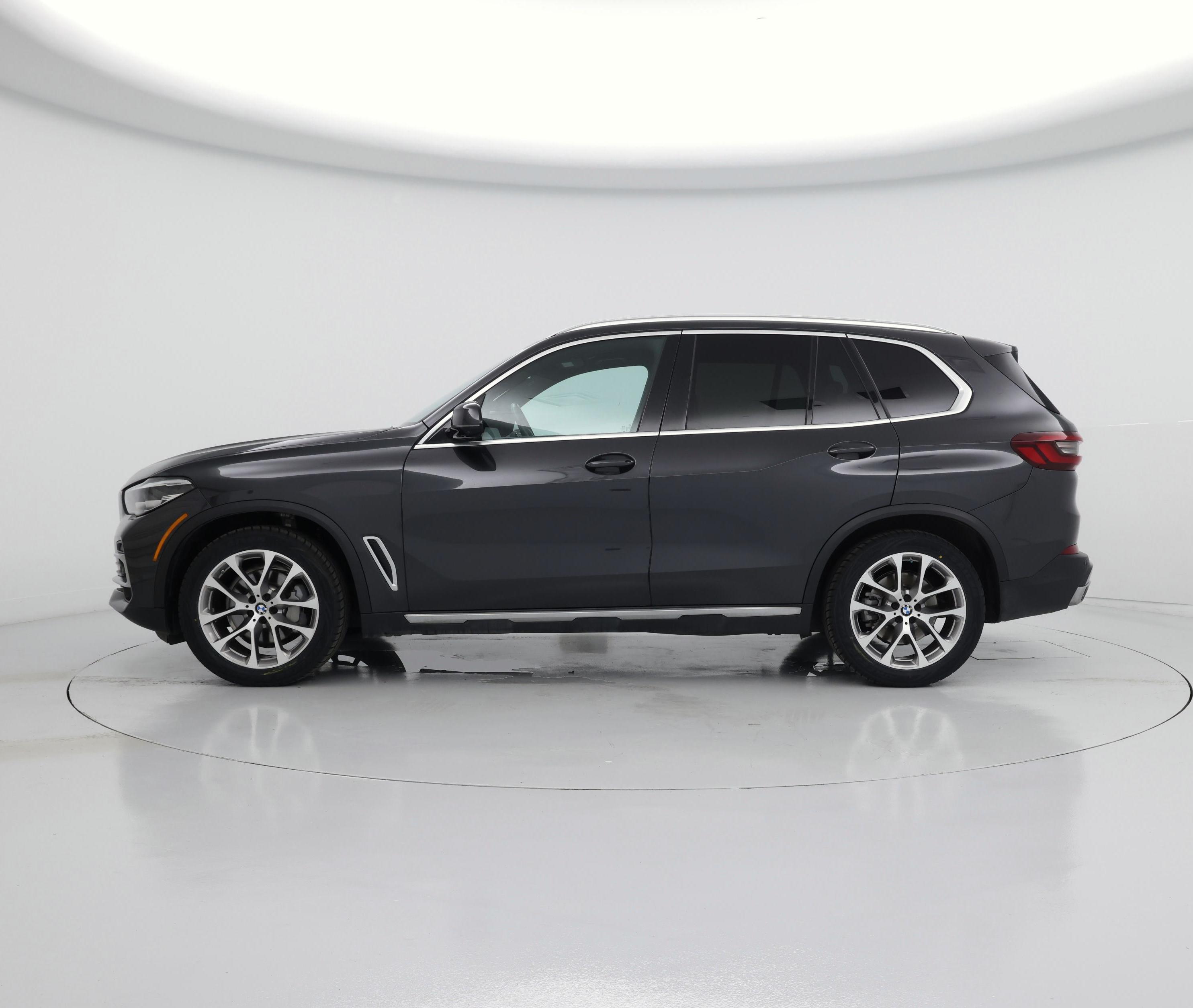 Thumbnail: 2023 BMW X5 - 3