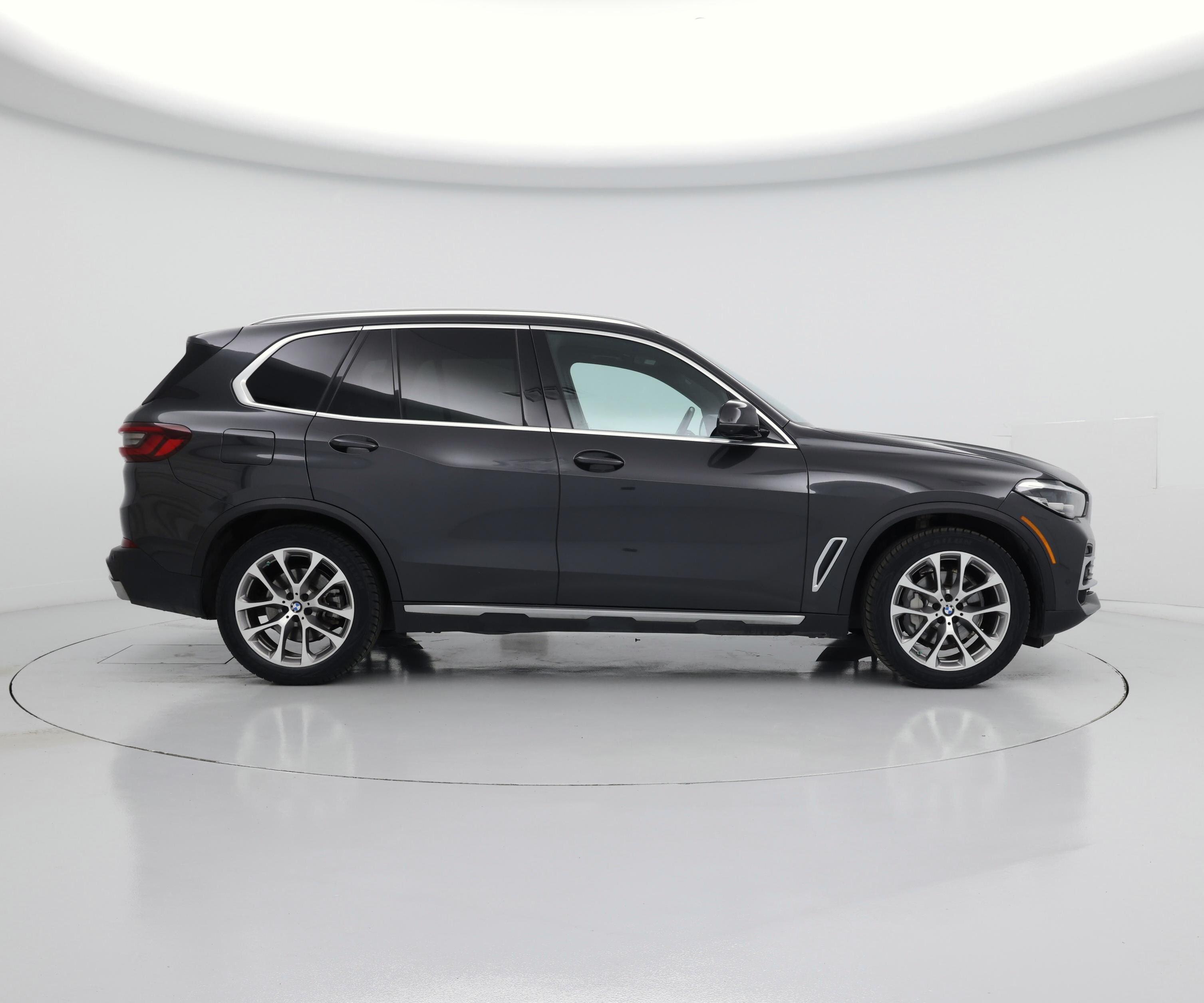Thumbnail: 2023 BMW X5 - 7