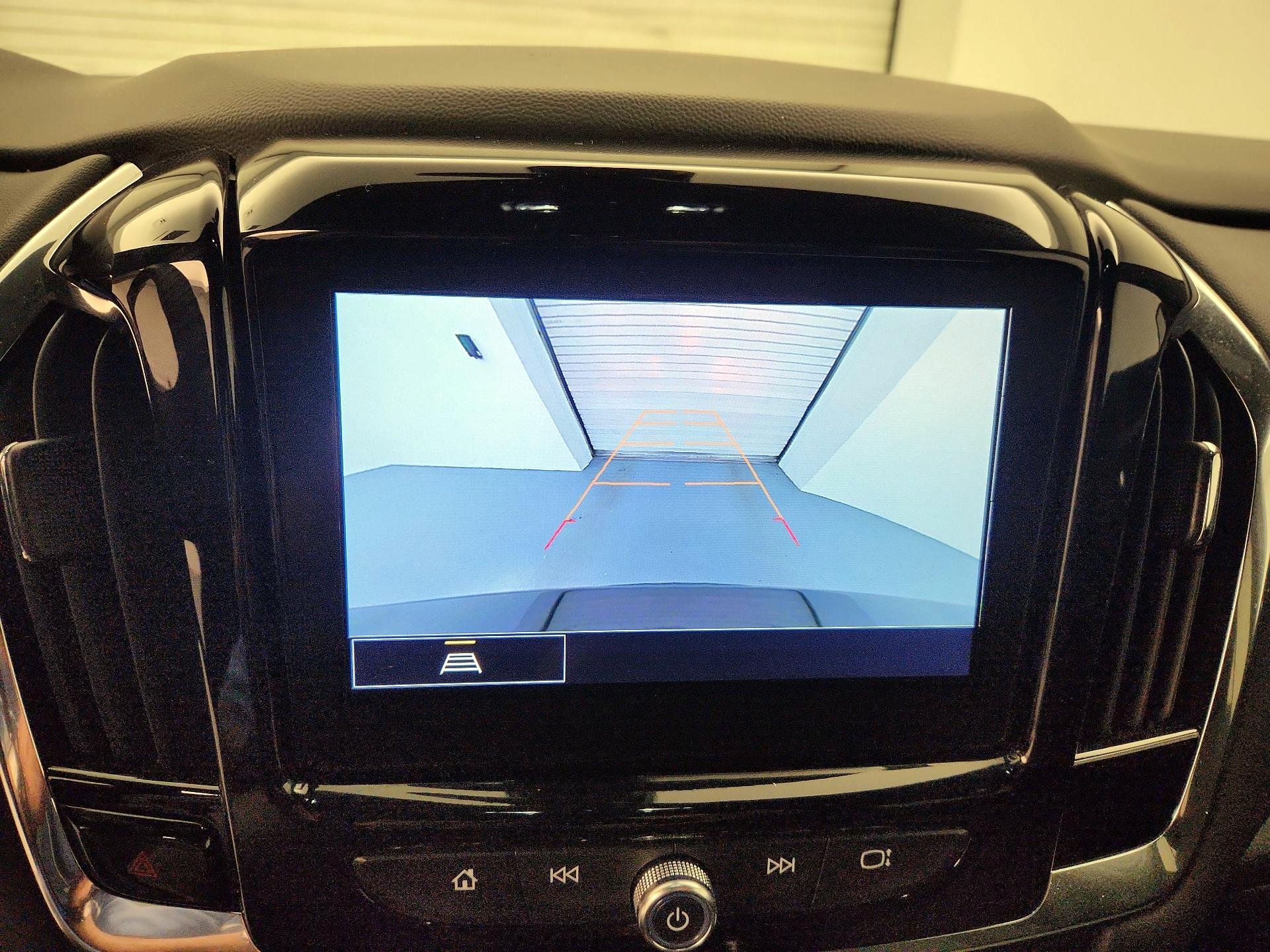 Thumbnail: 2023 Chevrolet Traverse - 14