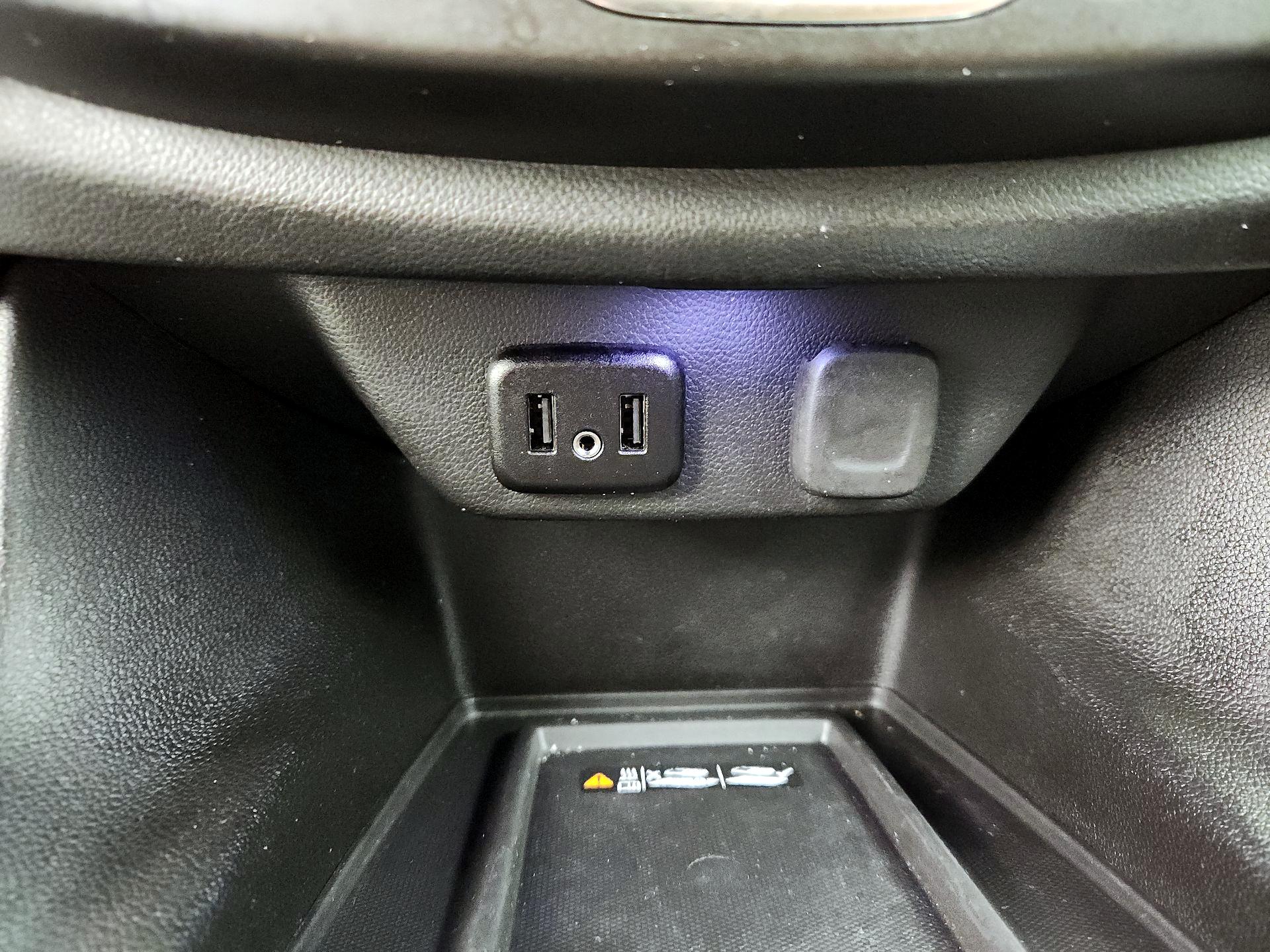 Thumbnail: 2023 Chevrolet Traverse - 18