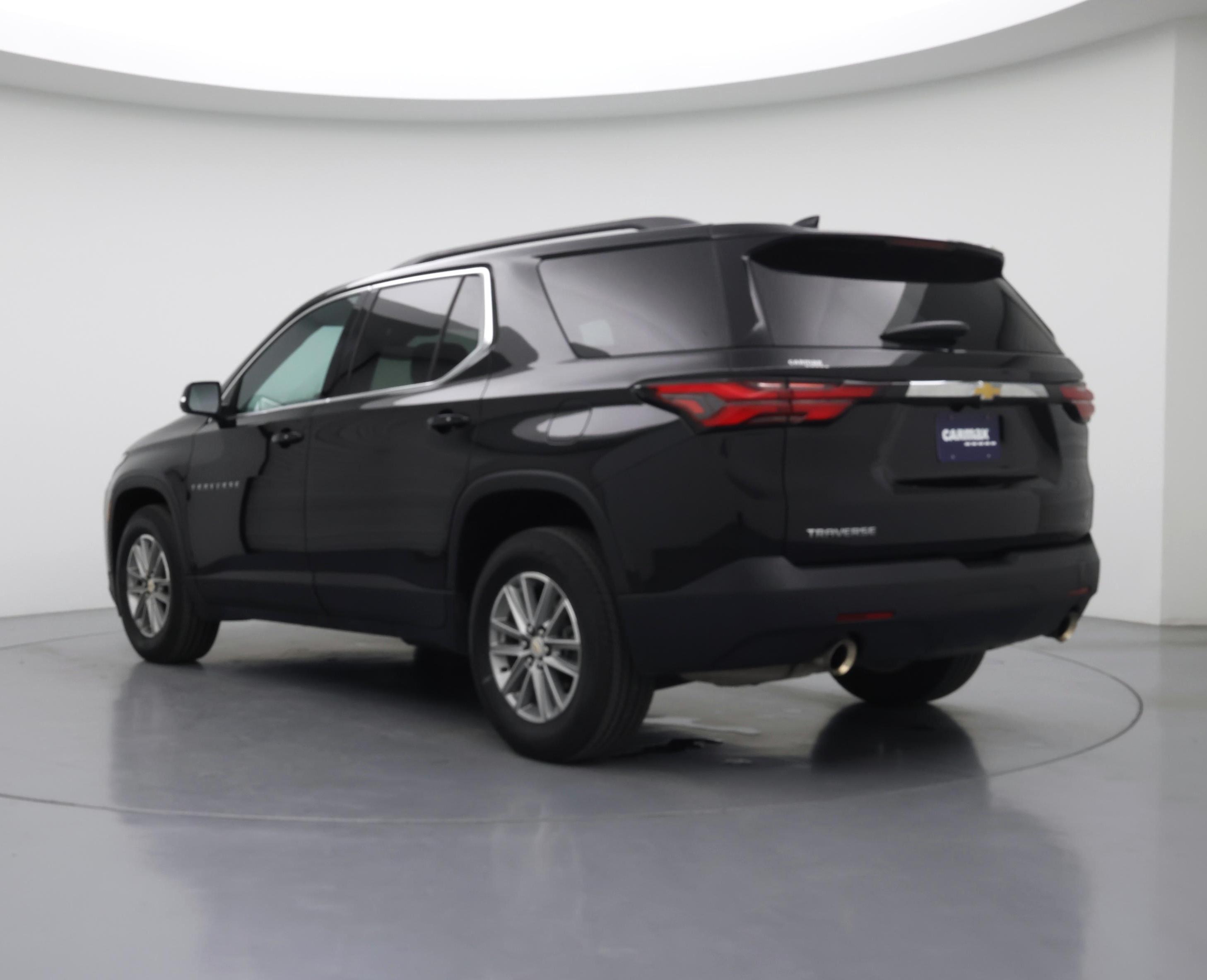 Thumbnail: 2023 Chevrolet Traverse - 2