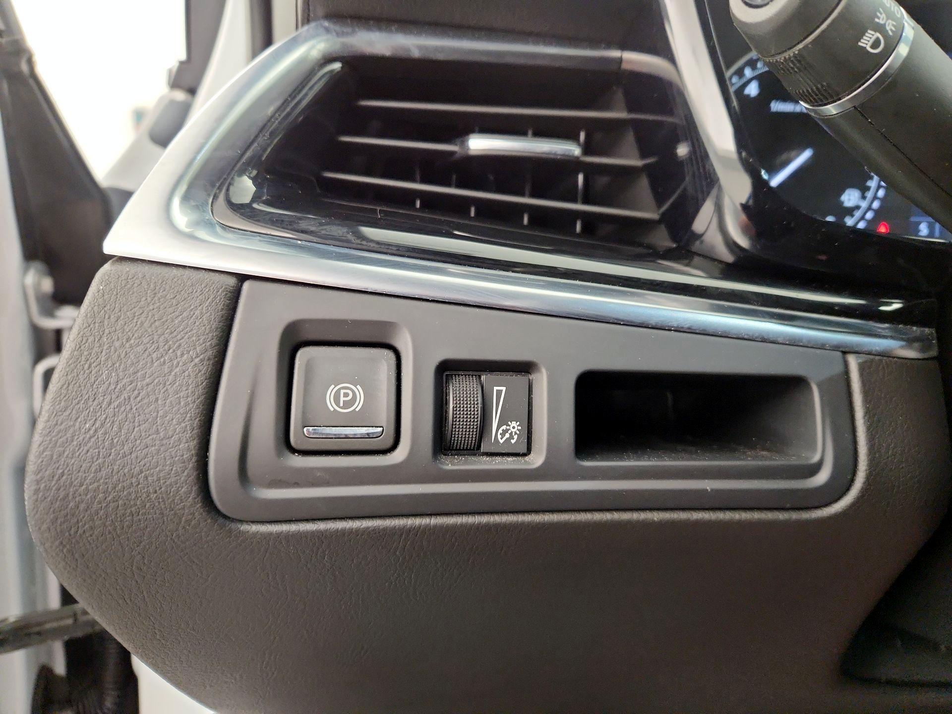 Thumbnail: 2024 Cadillac XT6 - 13