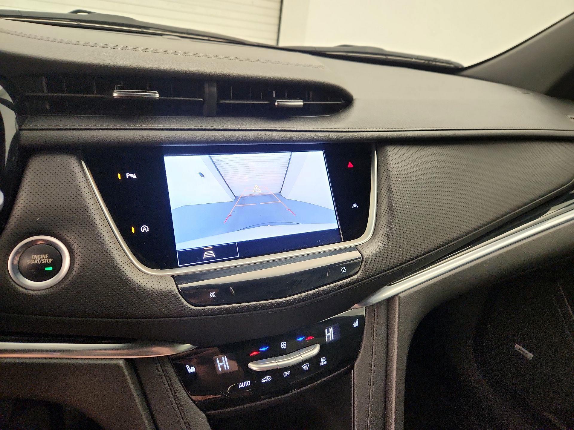 Thumbnail: 2024 Cadillac XT6 - 14