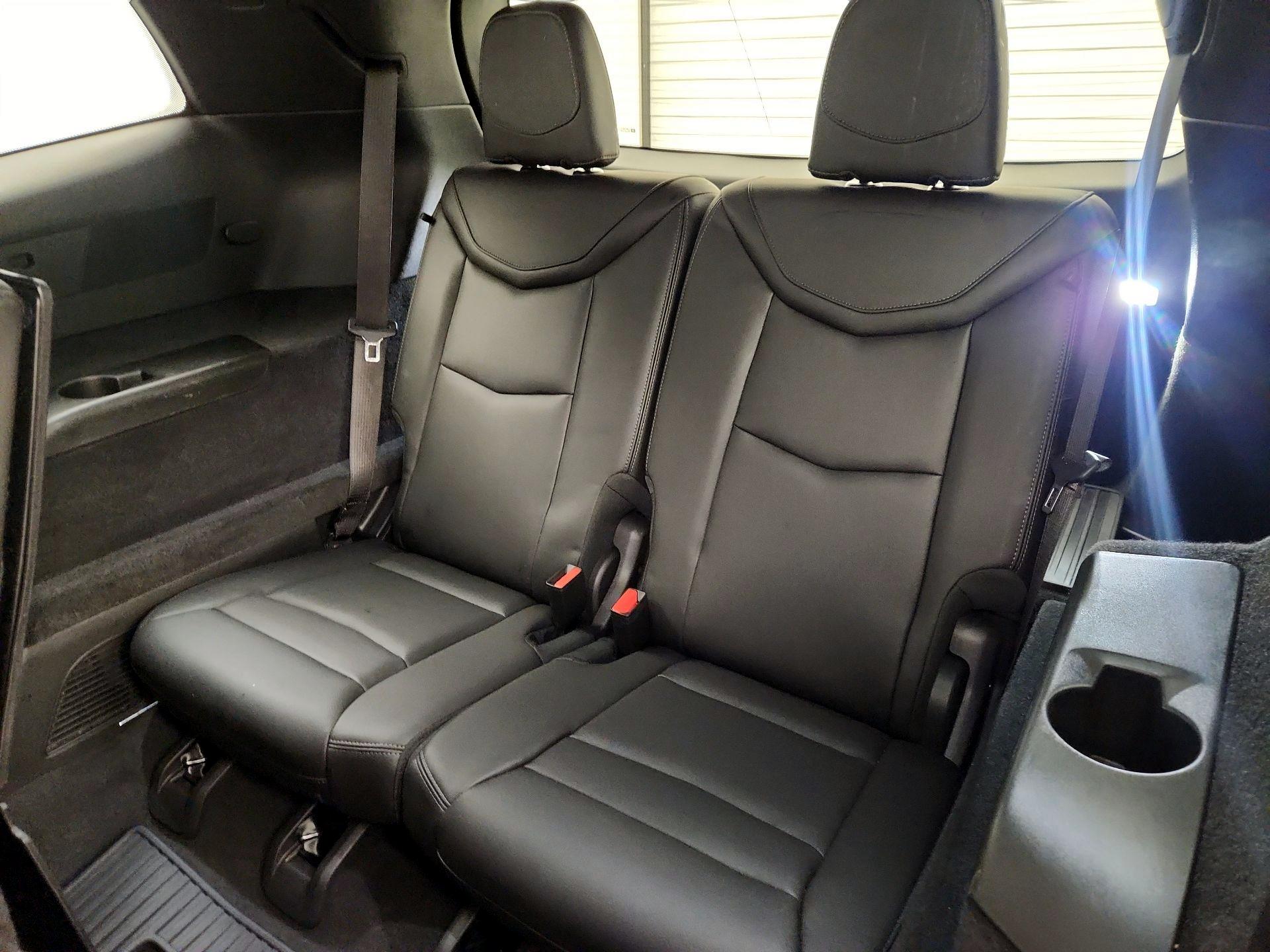 Thumbnail: 2024 Cadillac XT6 - 19