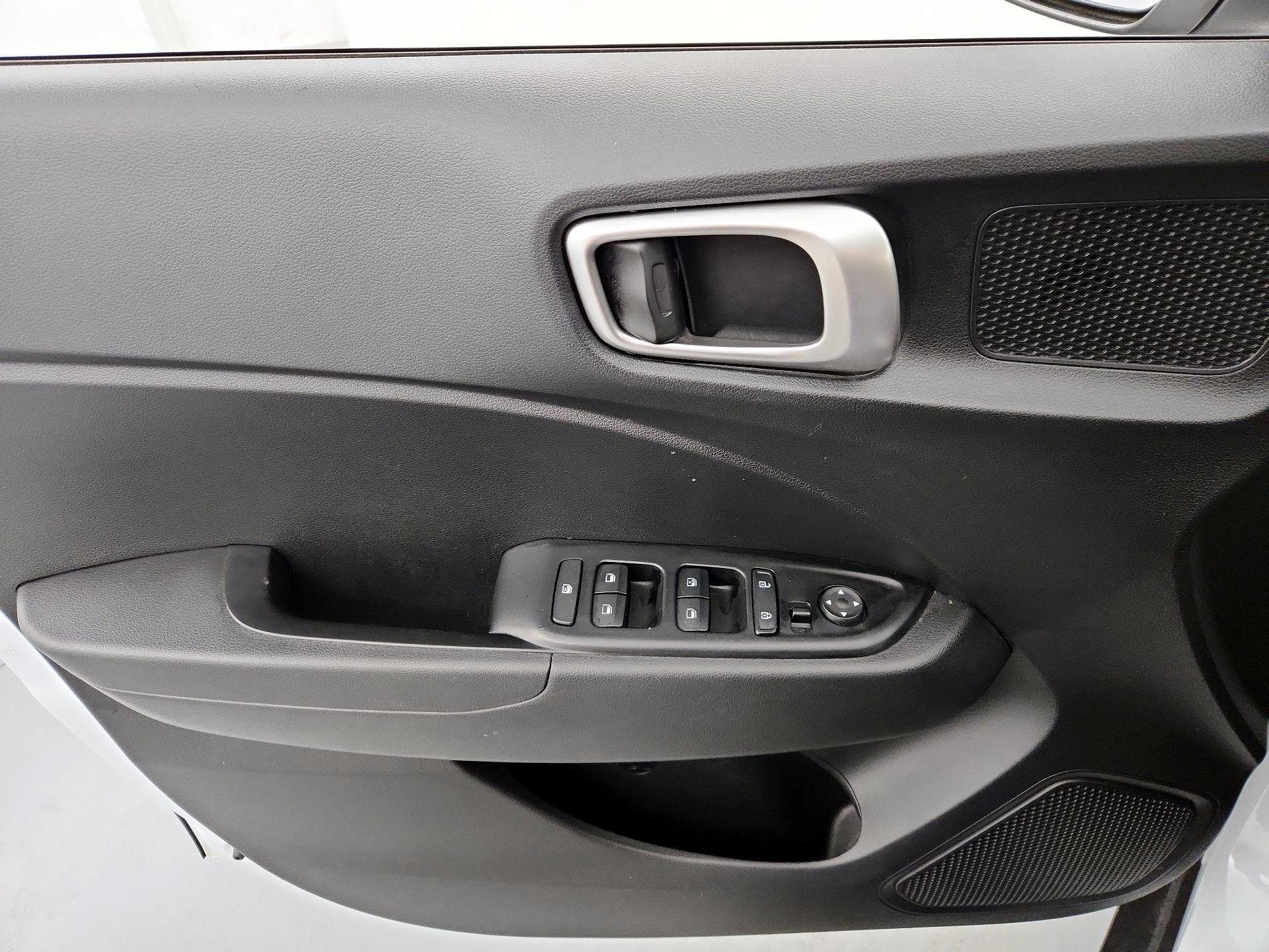 Thumbnail: 2024 Hyundai Venue - 12