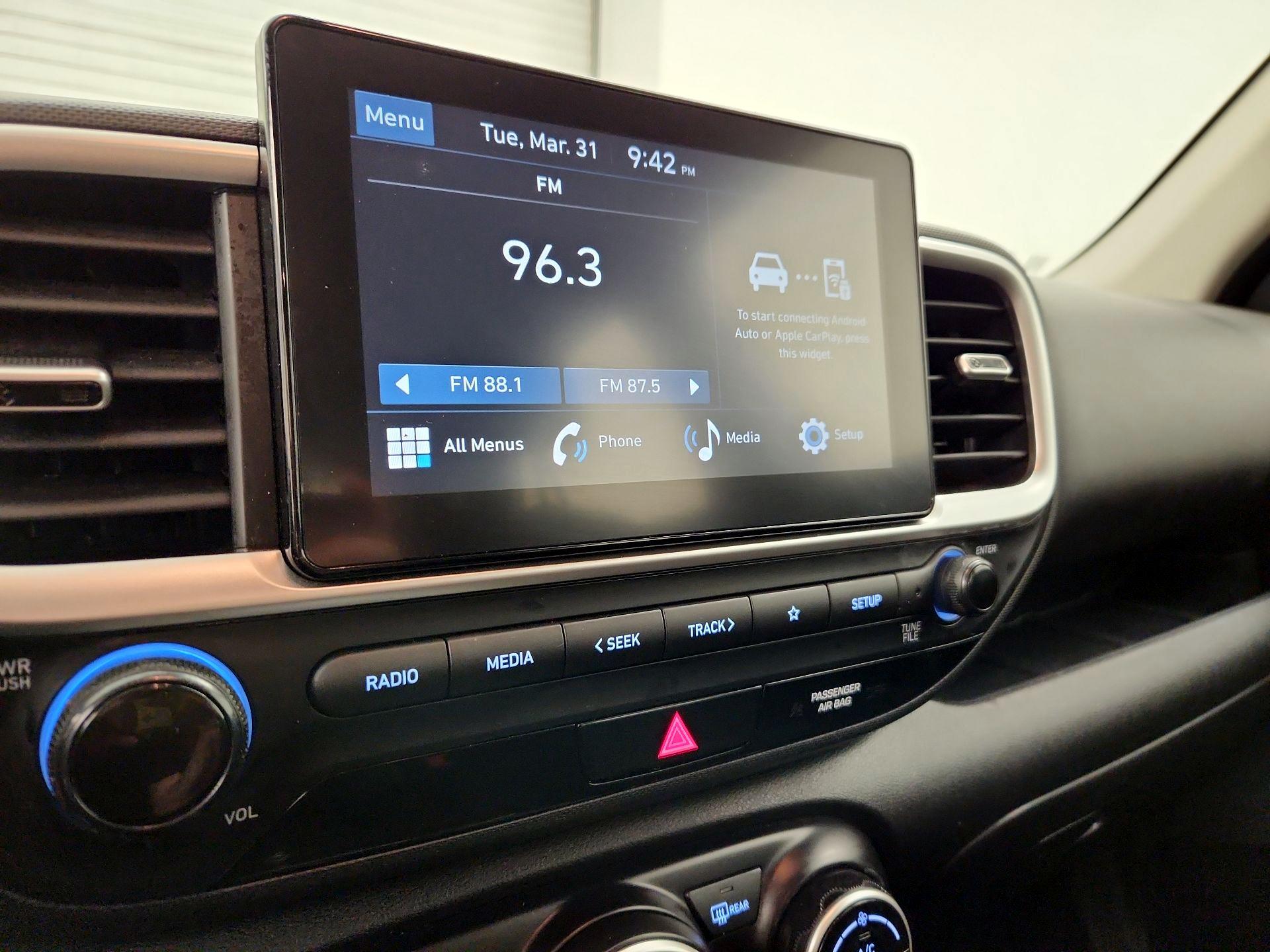 Thumbnail: 2024 Hyundai Venue - 15