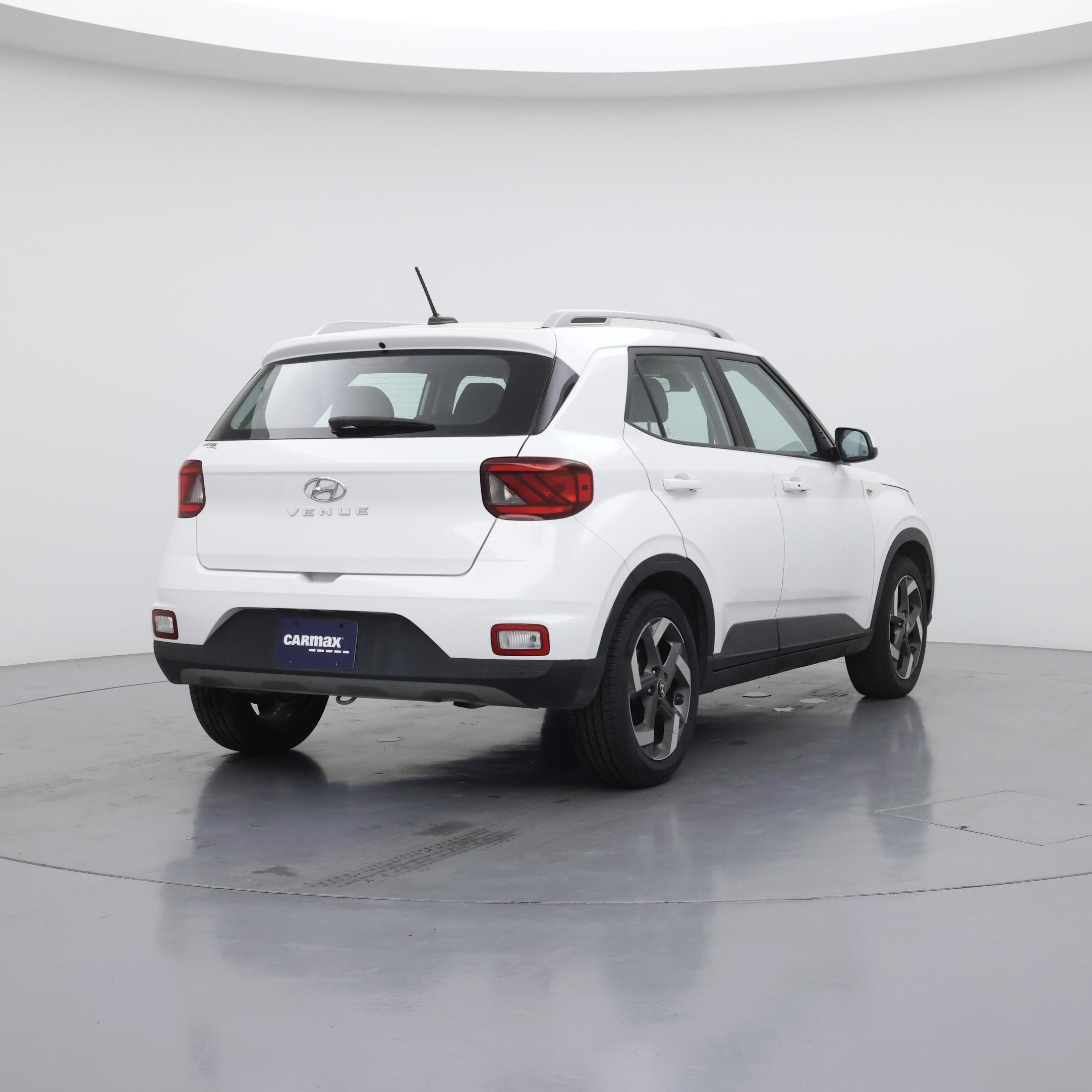 Thumbnail: 2024 Hyundai Venue - 8