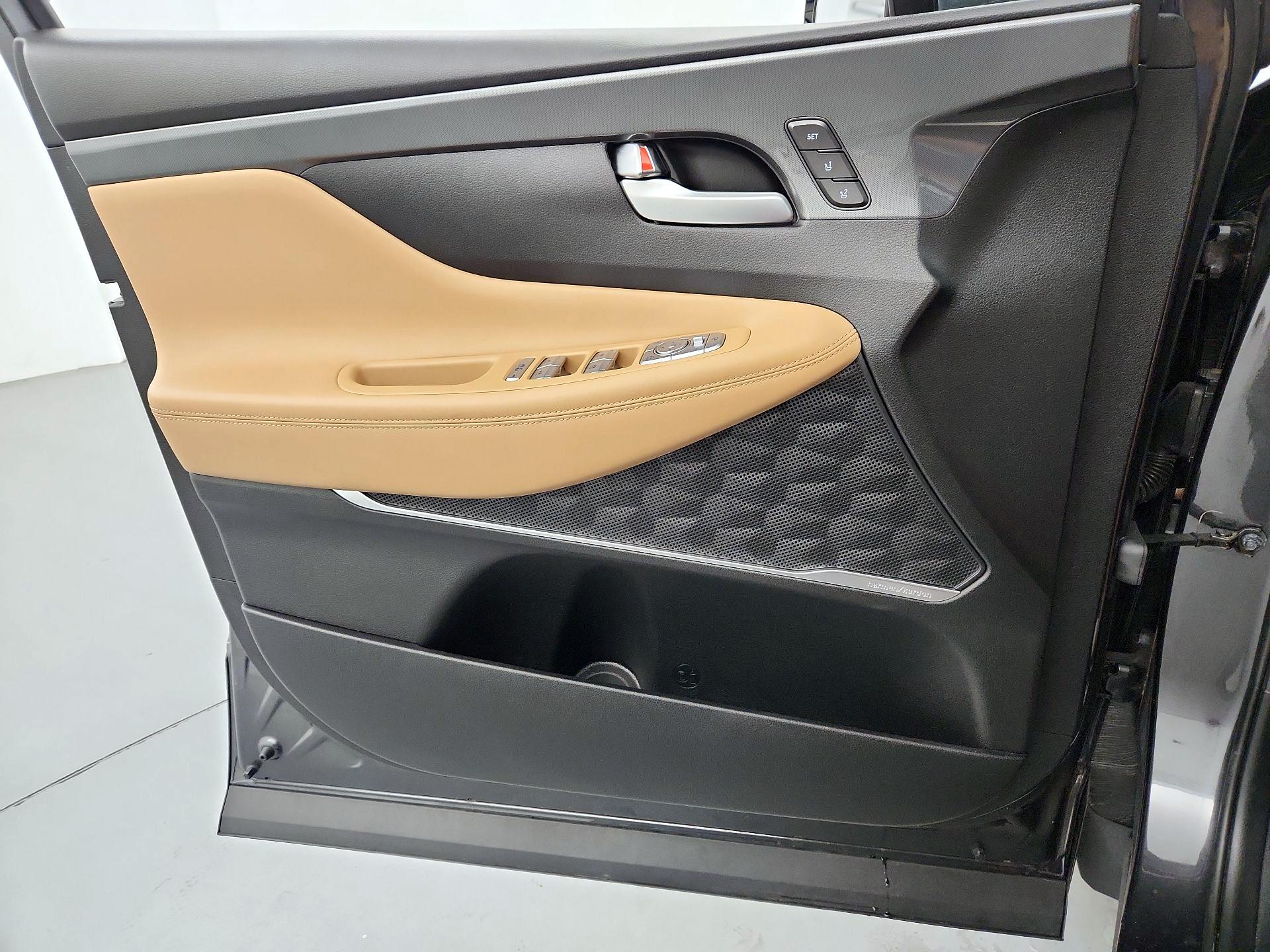 Thumbnail: 2023 Hyundai Santa Fe - 12