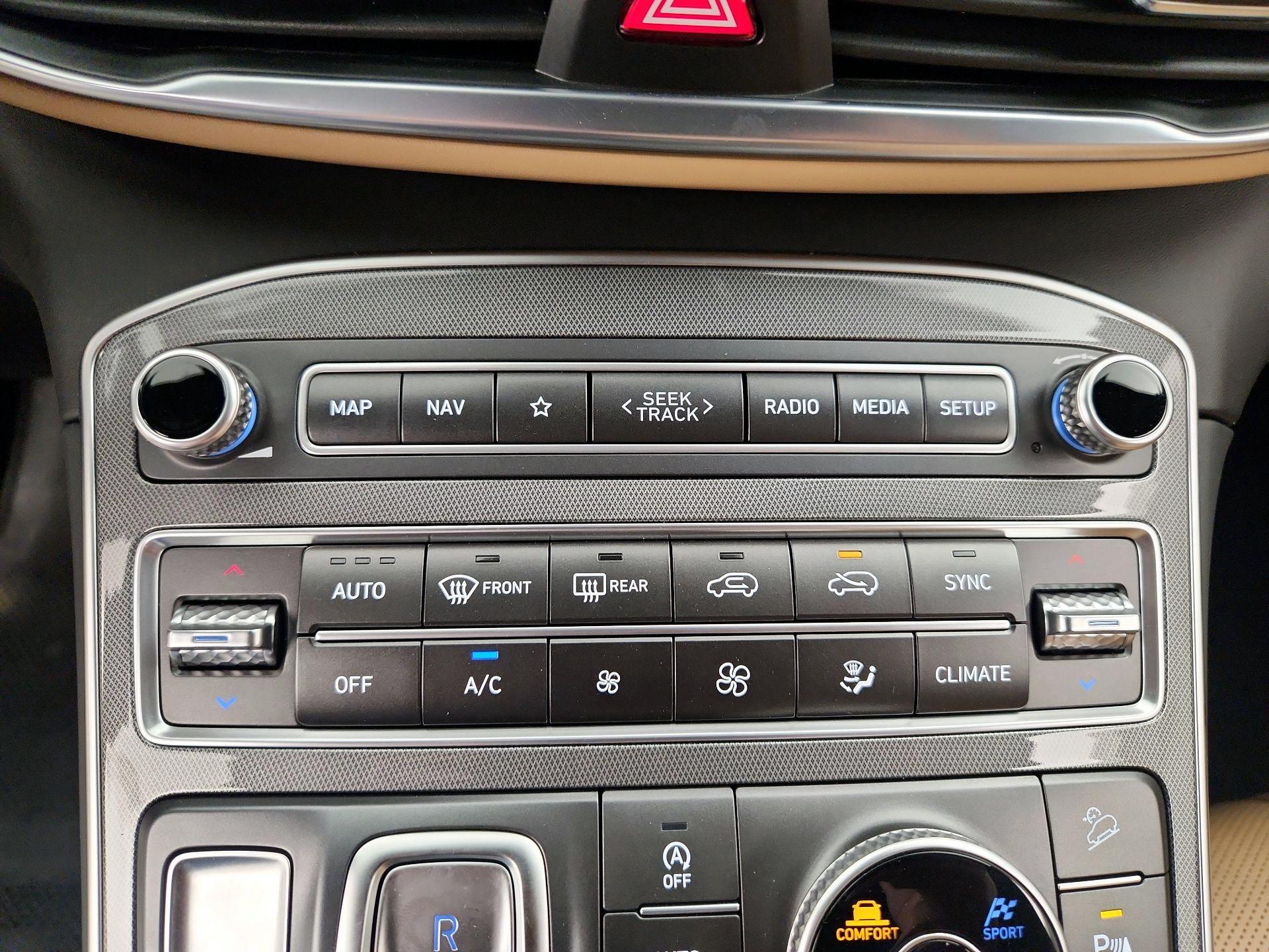 Thumbnail: 2023 Hyundai Santa Fe - 17