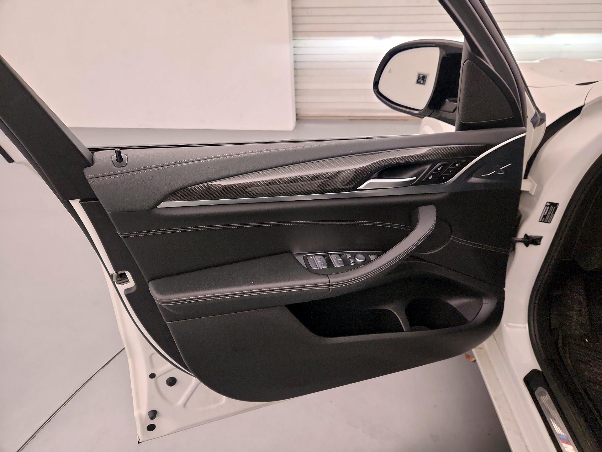 Thumbnail: 2022 BMW X3 - 12