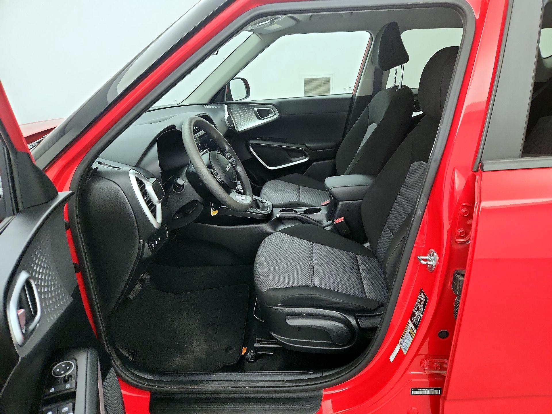 Thumbnail: 2023 Kia Soul - 11