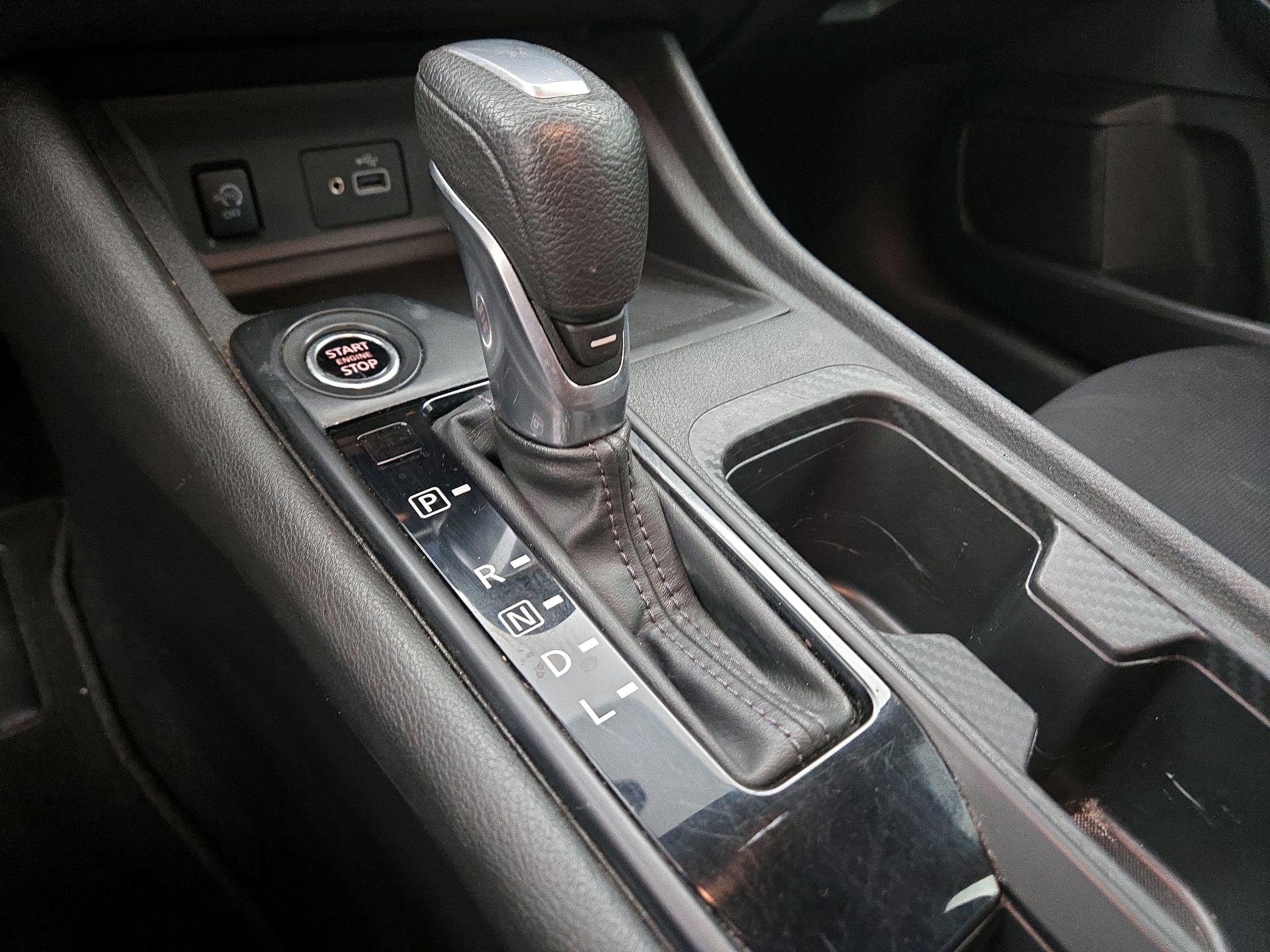 Thumbnail: 2024 Nissan Sentra - 17