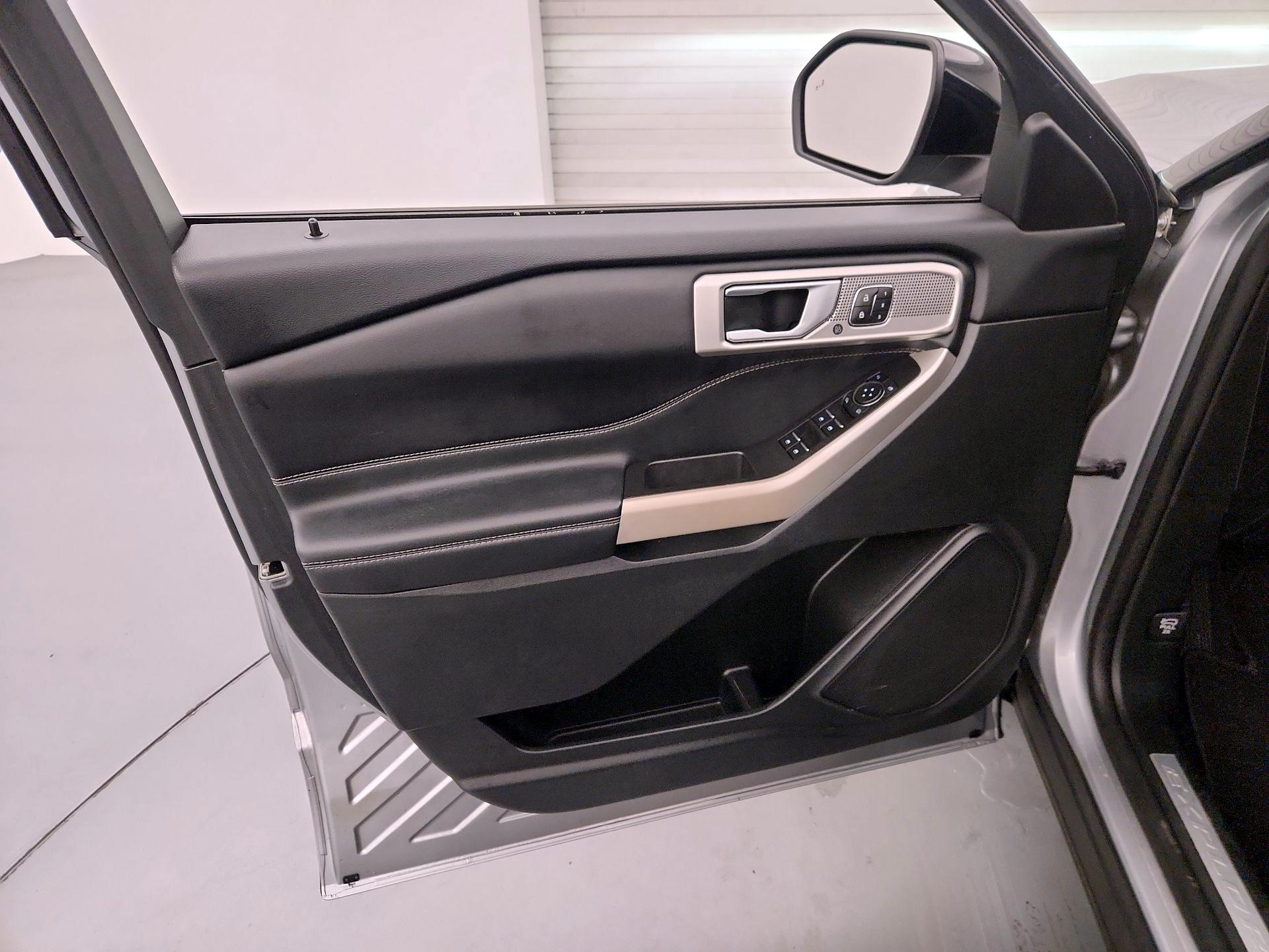 Thumbnail: 2023 Ford Explorer - 12