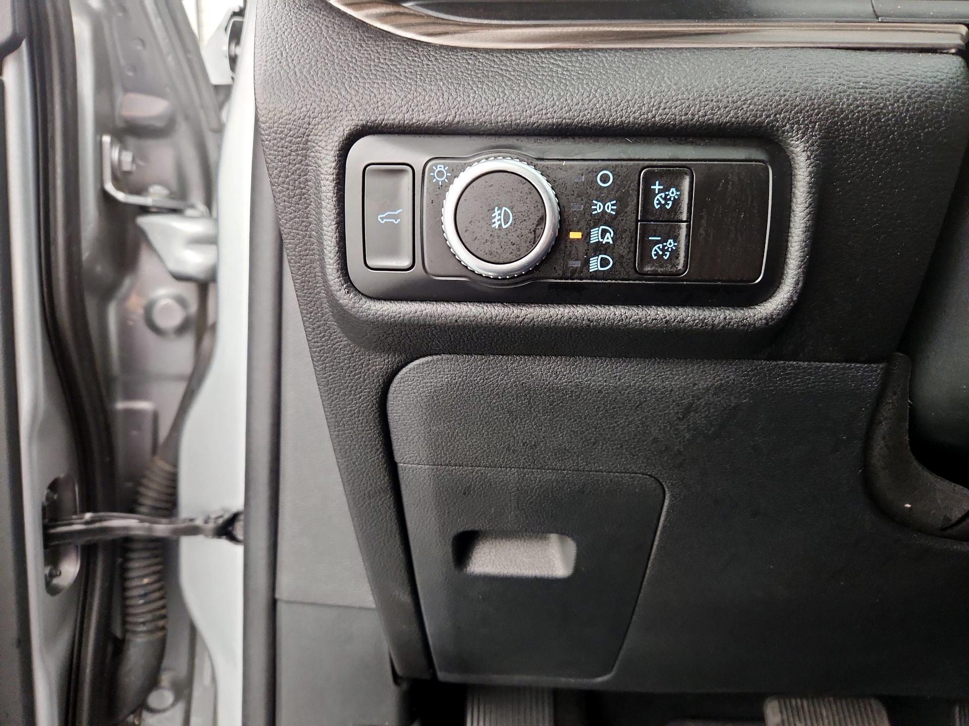 Thumbnail: 2023 Ford Explorer - 13