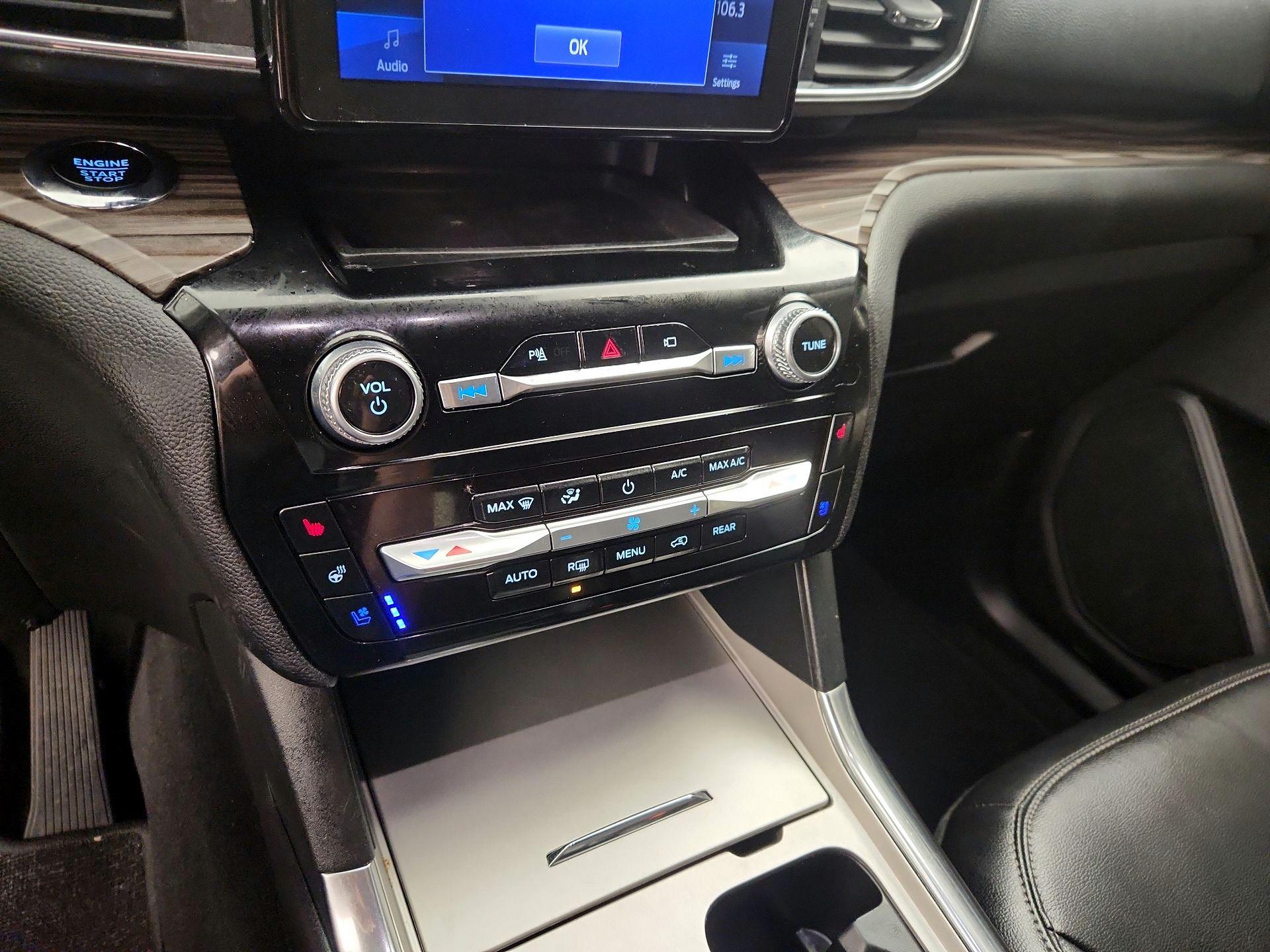 Thumbnail: 2023 Ford Explorer - 17