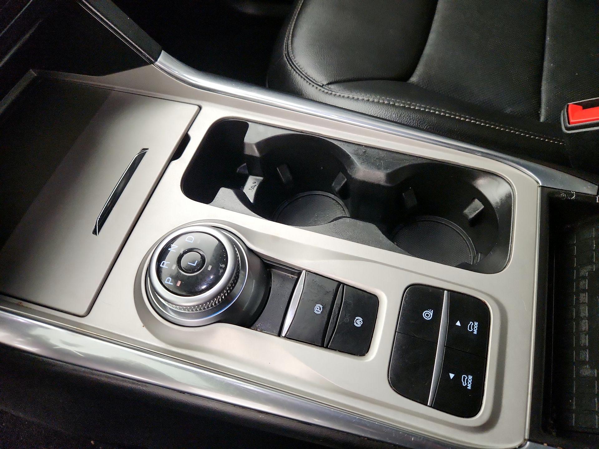 Thumbnail: 2023 Ford Explorer - 18