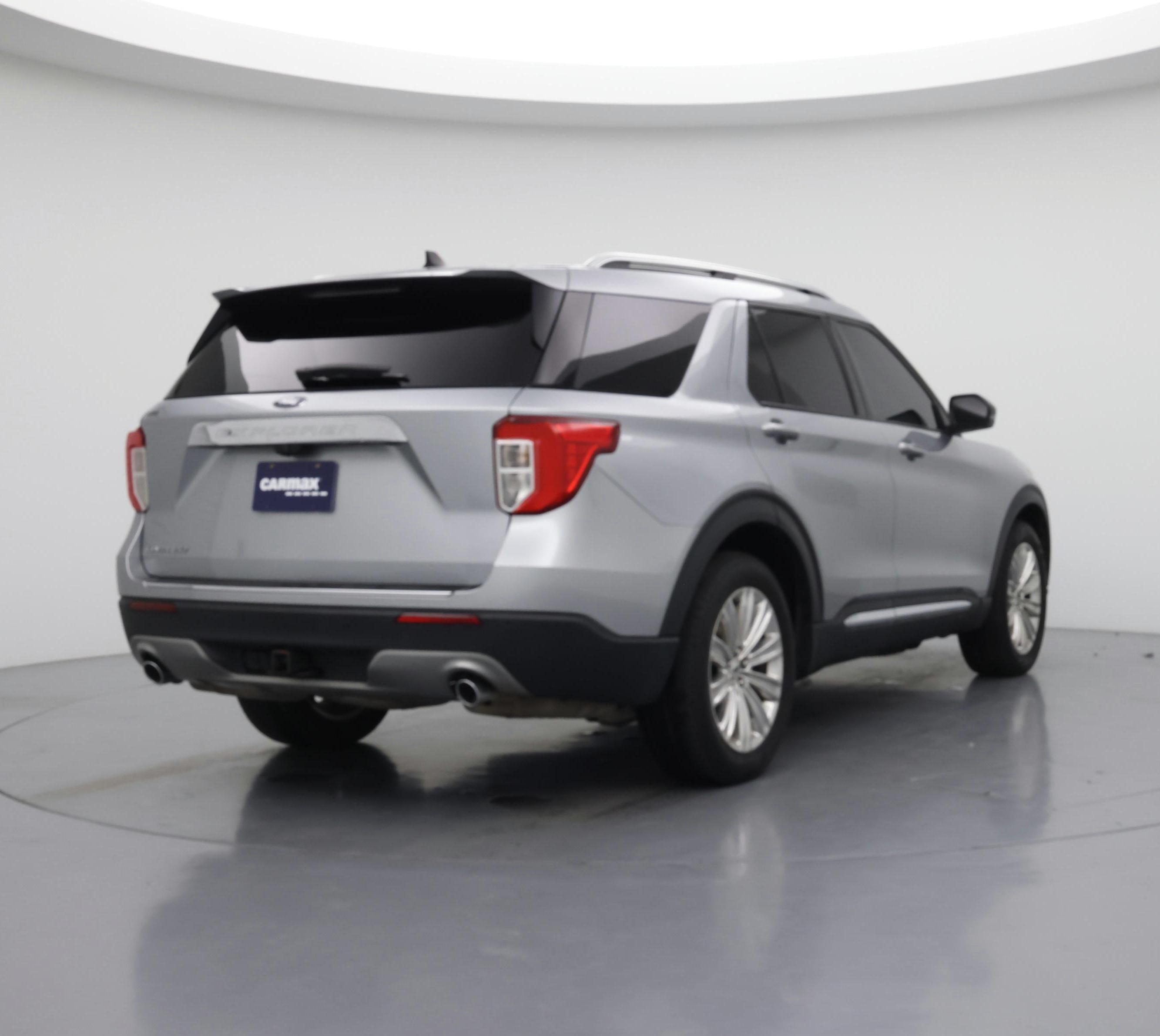 Thumbnail: 2023 Ford Explorer - 8