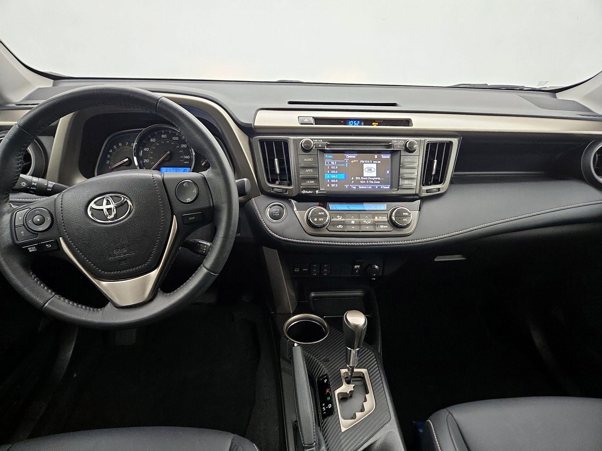 Thumbnail: 2015 Toyota RAV4 - 9