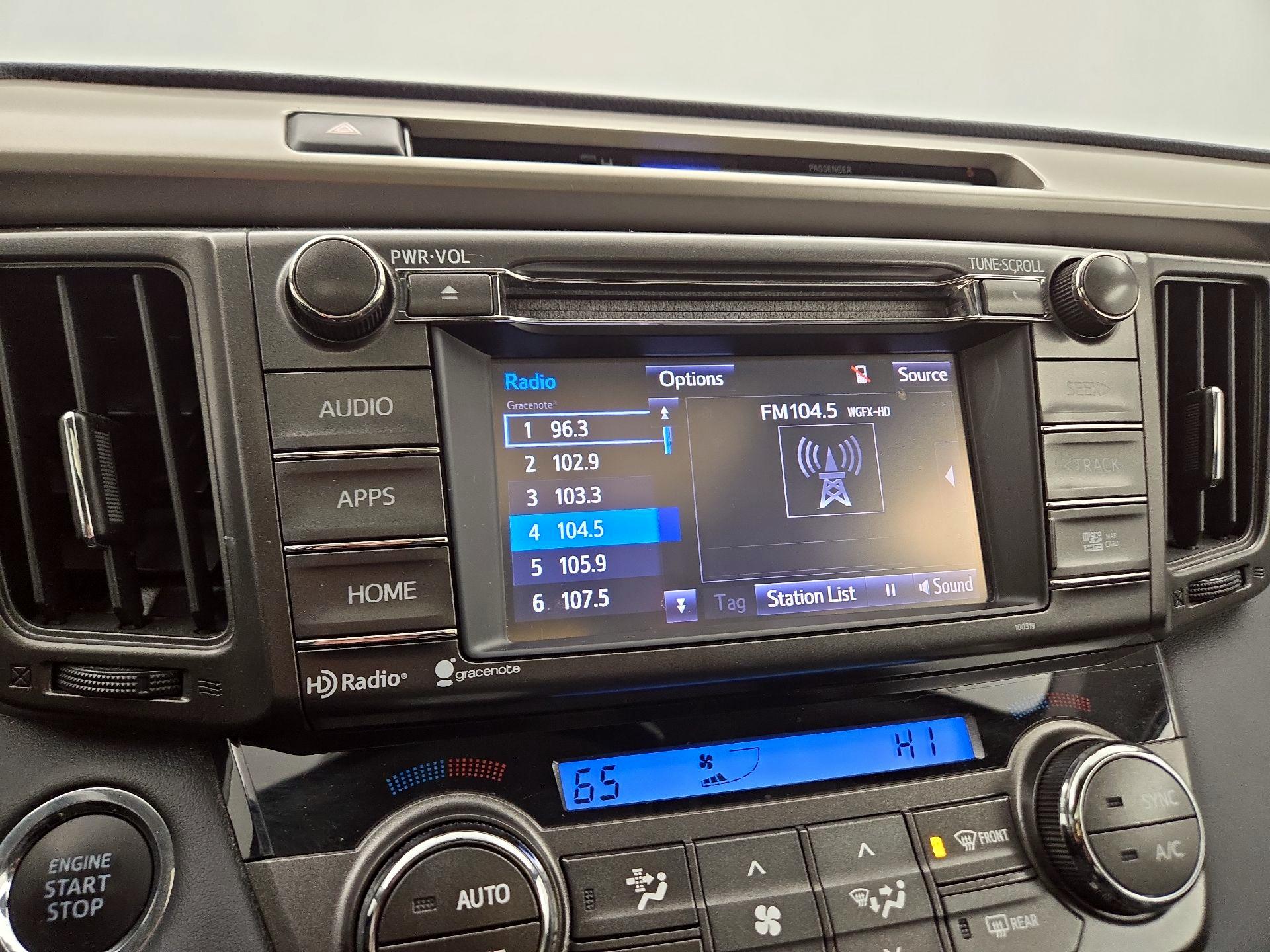 Thumbnail: 2015 Toyota RAV4 - 15