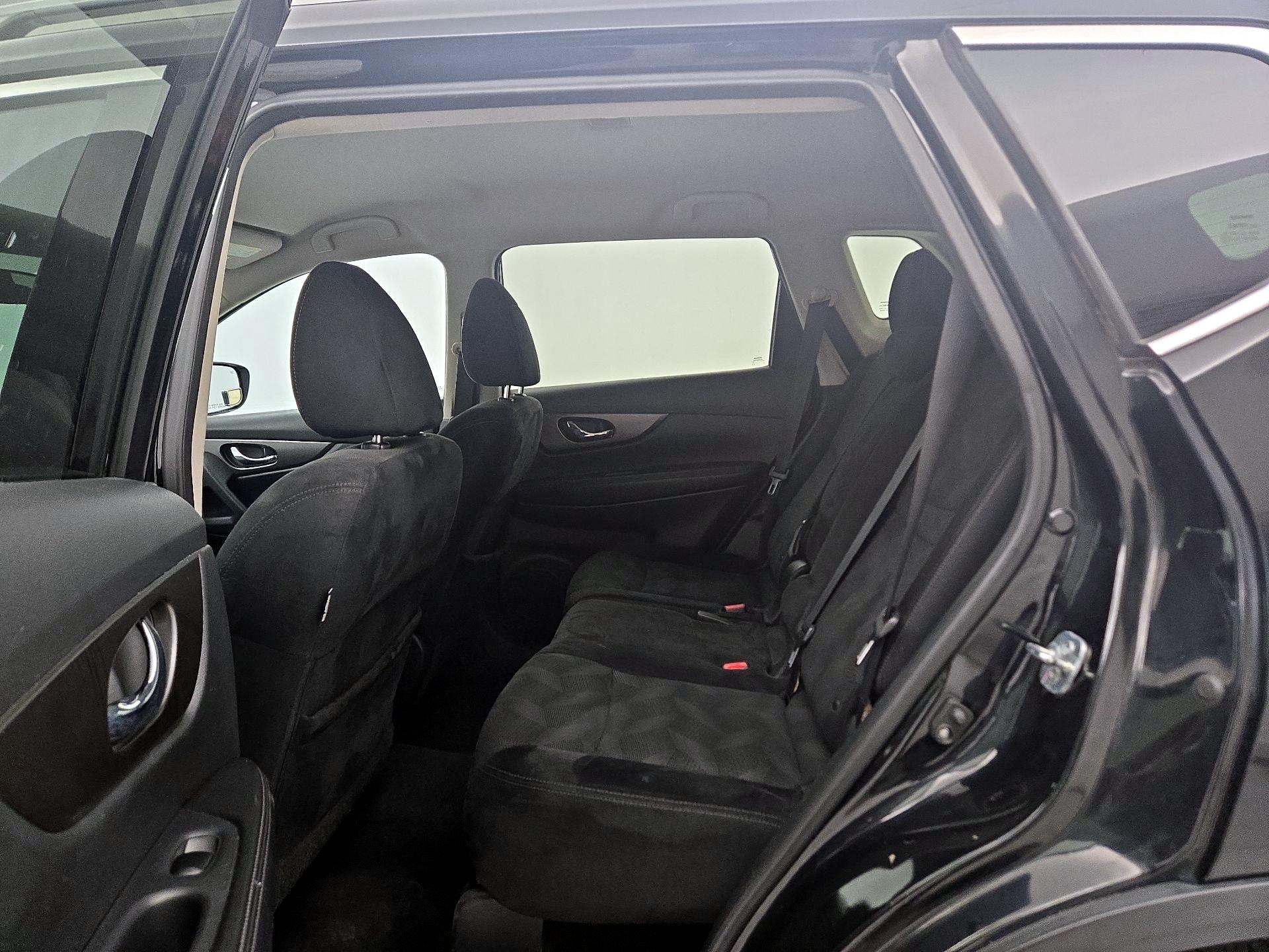 Thumbnail: 2014 Nissan Rogue - 19