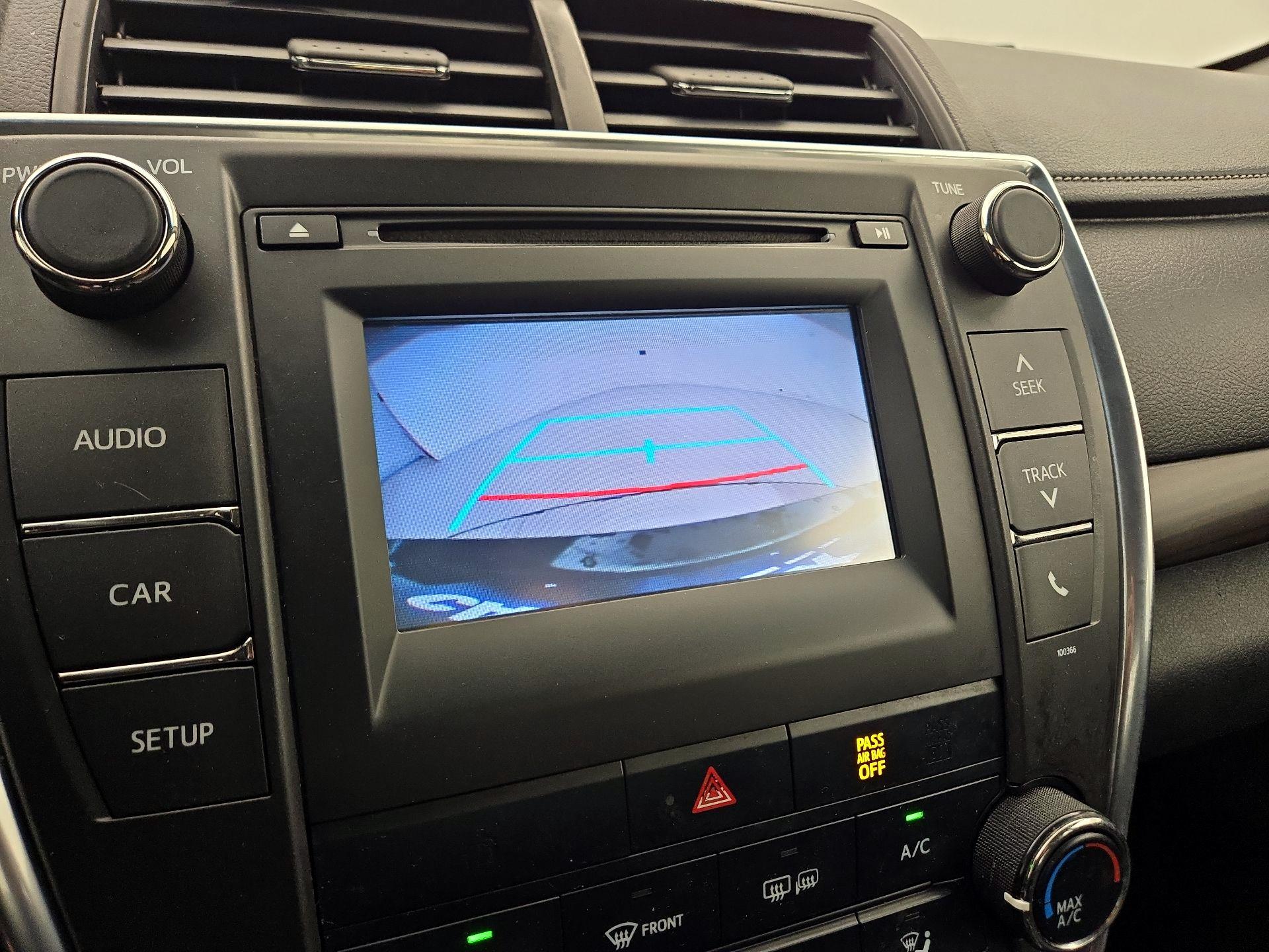 Thumbnail: 2015 Toyota Camry - 14