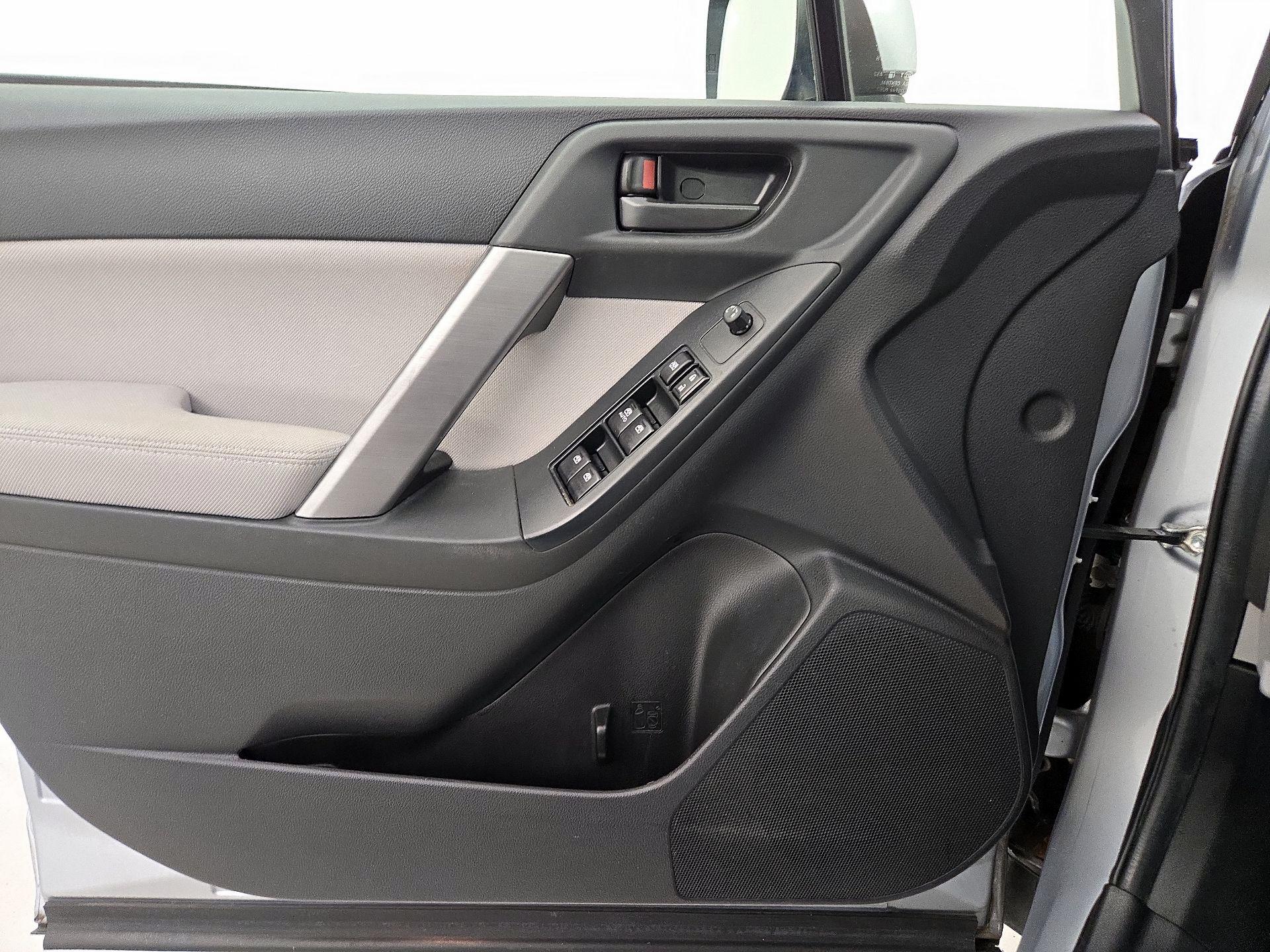 Thumbnail: 2014 Subaru Forester - 12