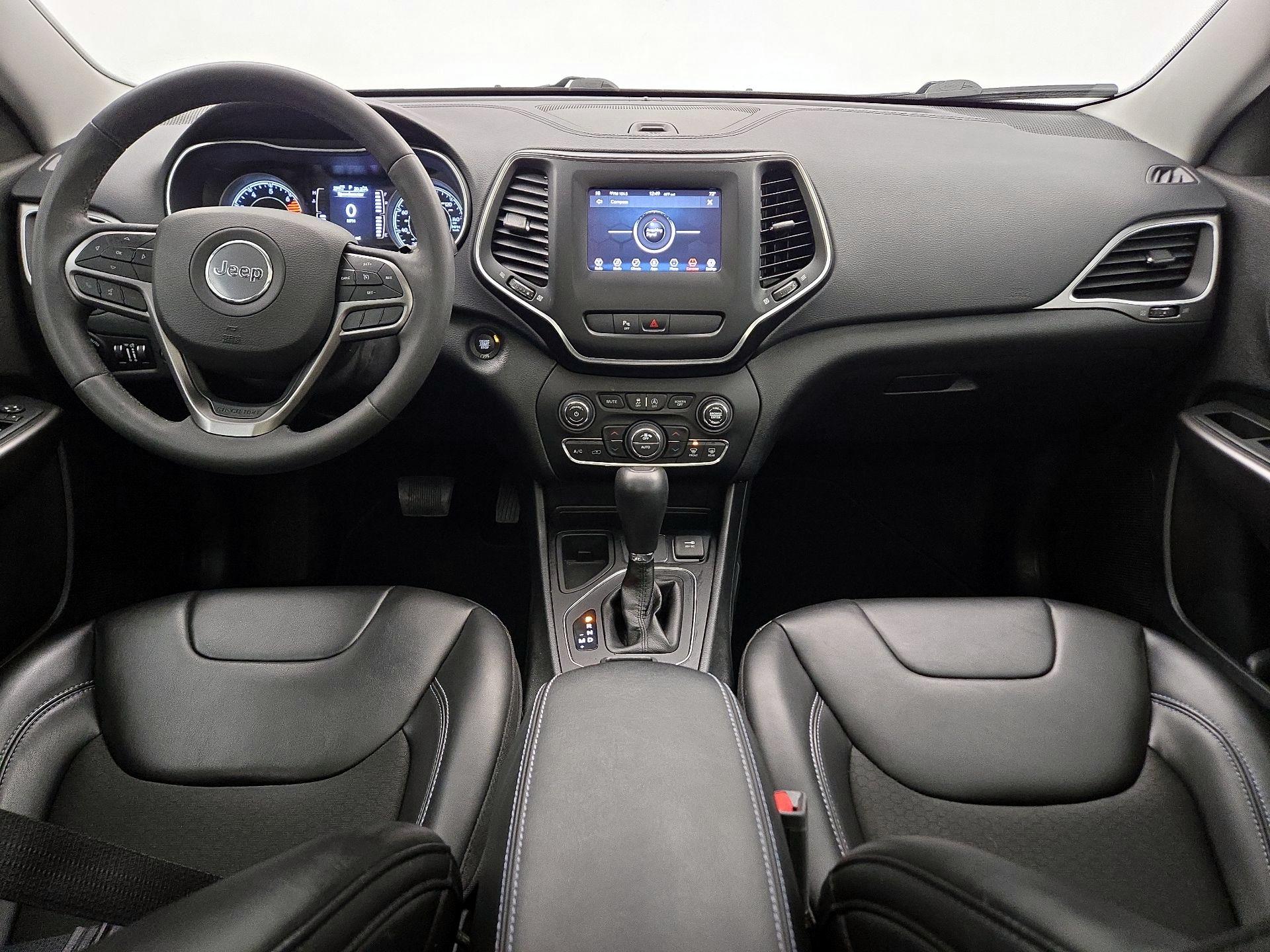 Thumbnail: 2020 Jeep Cherokee - 9