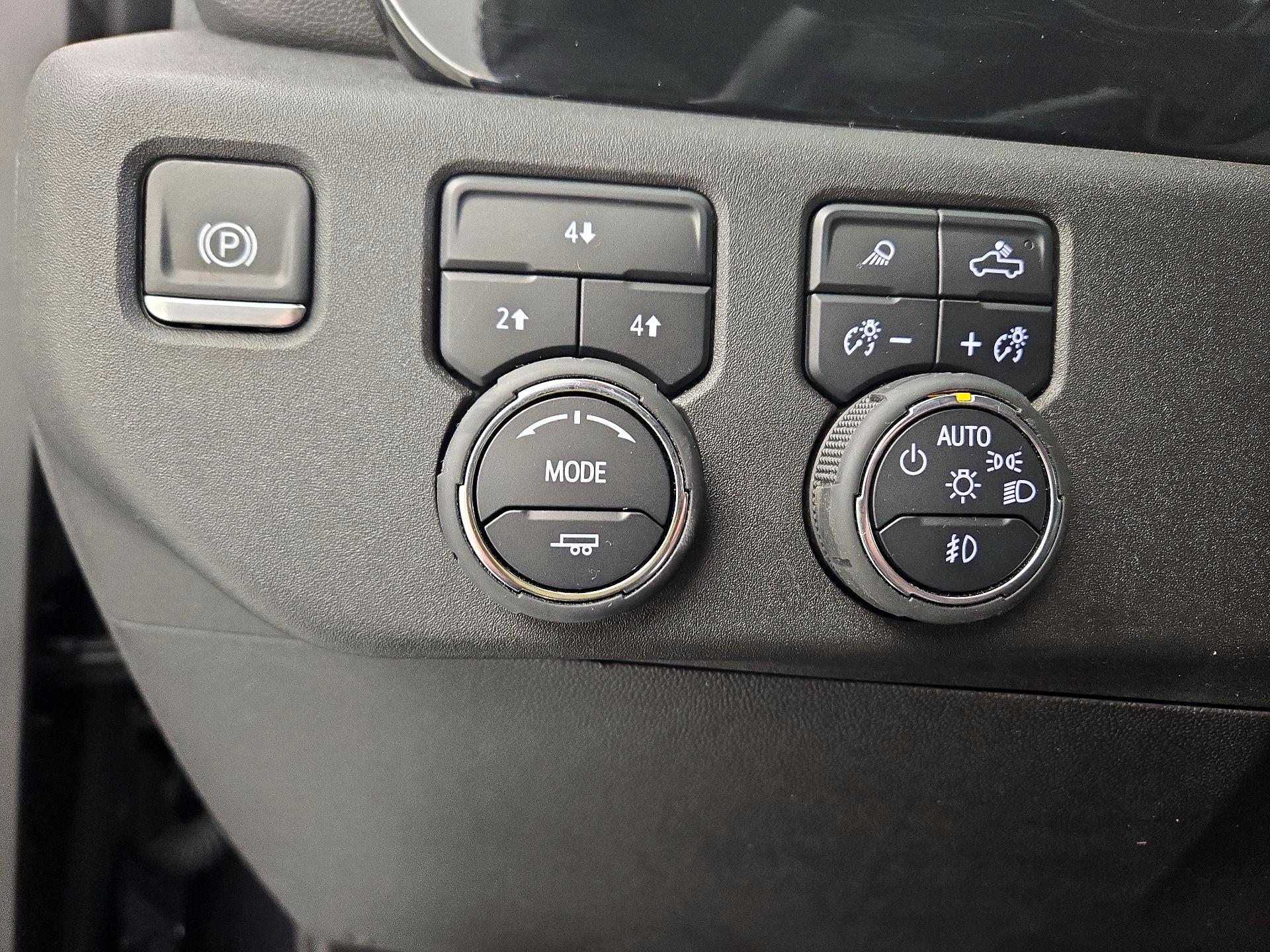 Thumbnail: 2024 Chevrolet Silverado 2500 - 13