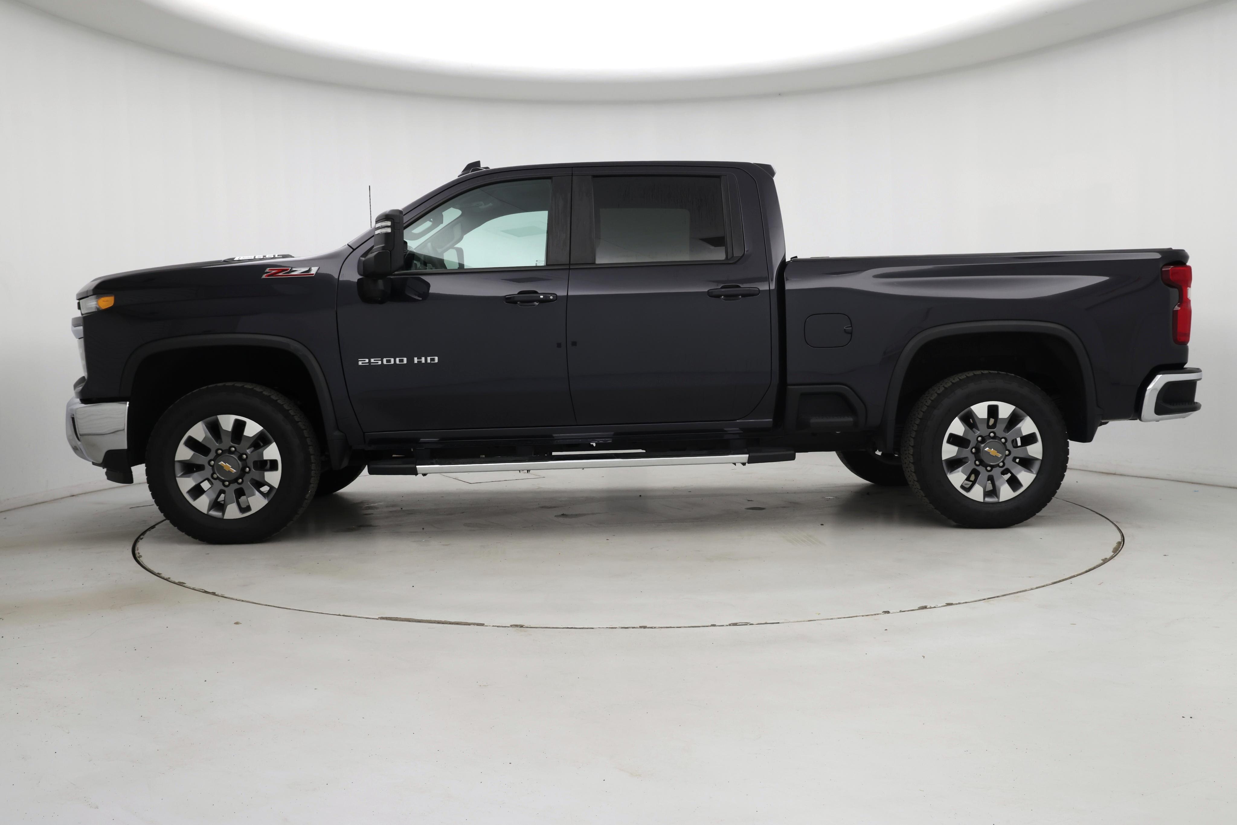 Thumbnail: 2024 Chevrolet Silverado 2500 - 3