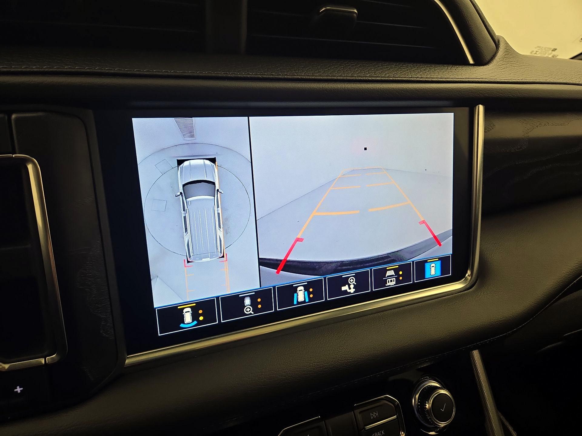 Thumbnail: 2021 GMC Yukon XL - 15