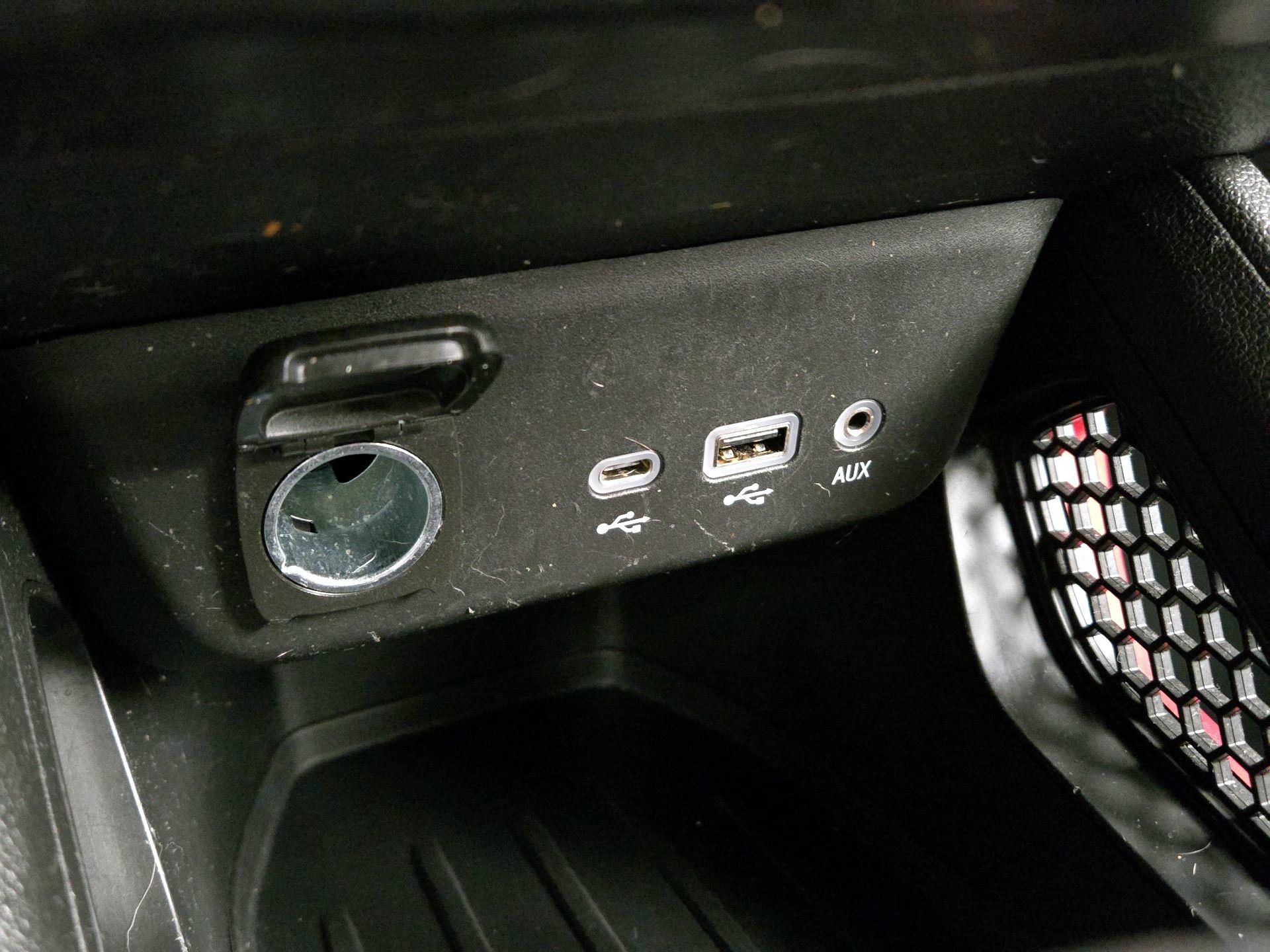 Thumbnail: 2023 Chevrolet TrailBlazer - 18