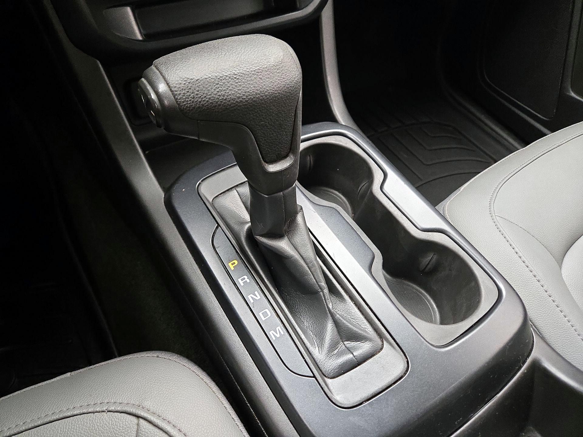 Thumbnail: 2015 Chevrolet Colorado - 17