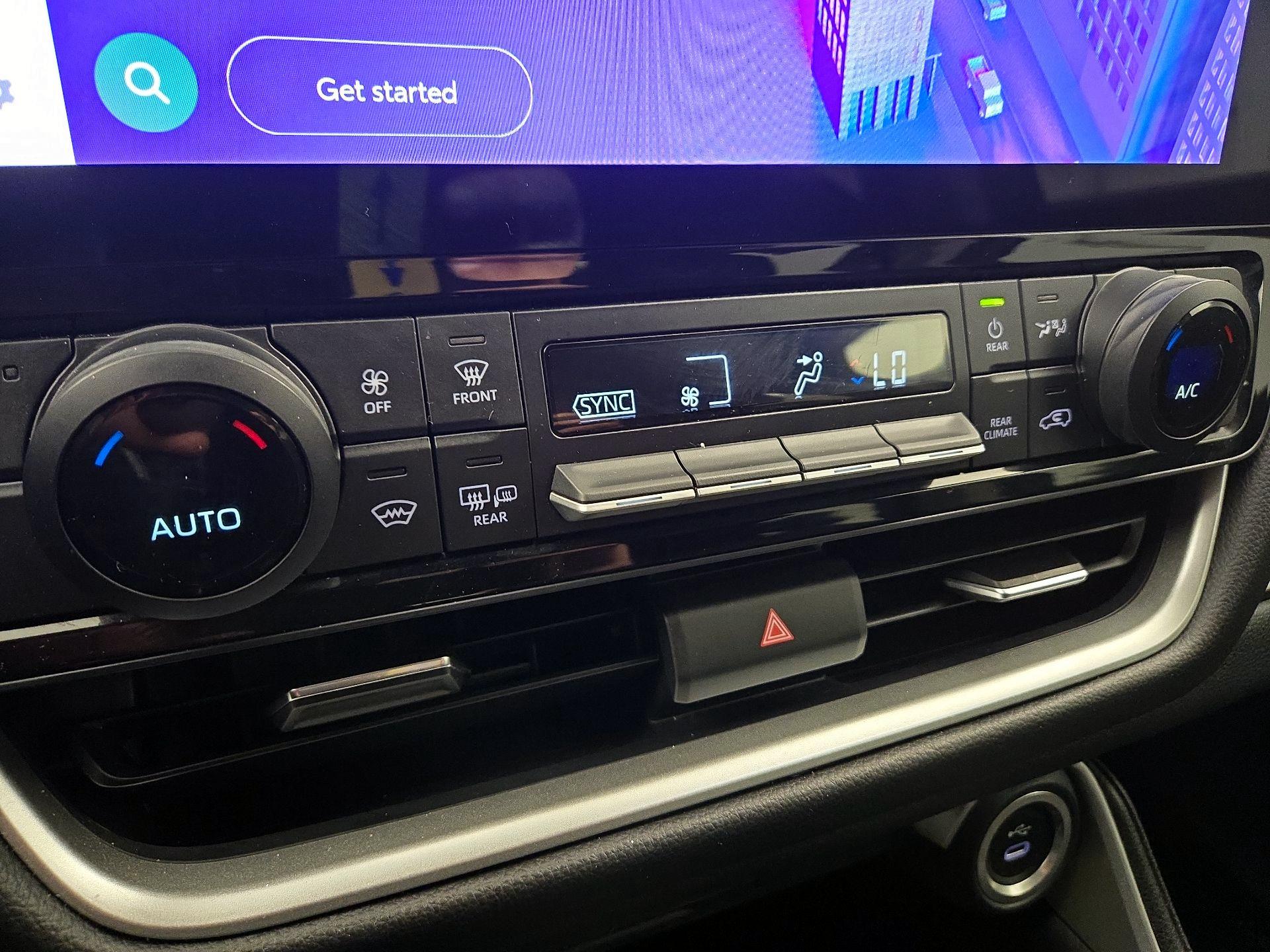 Thumbnail: 2024 Toyota Grand Highlander - 16