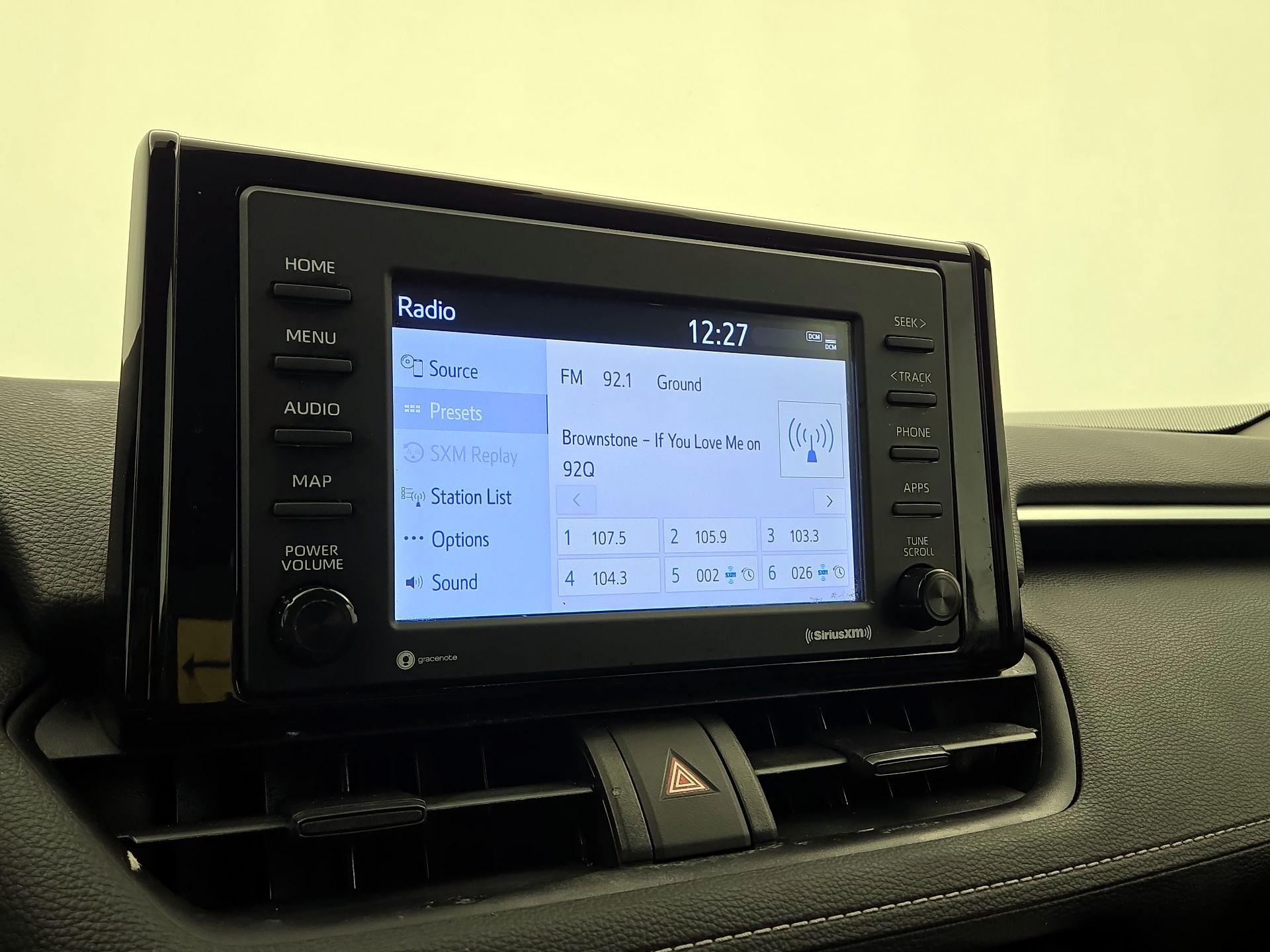 Thumbnail: 2020 Toyota RAV4 - 15