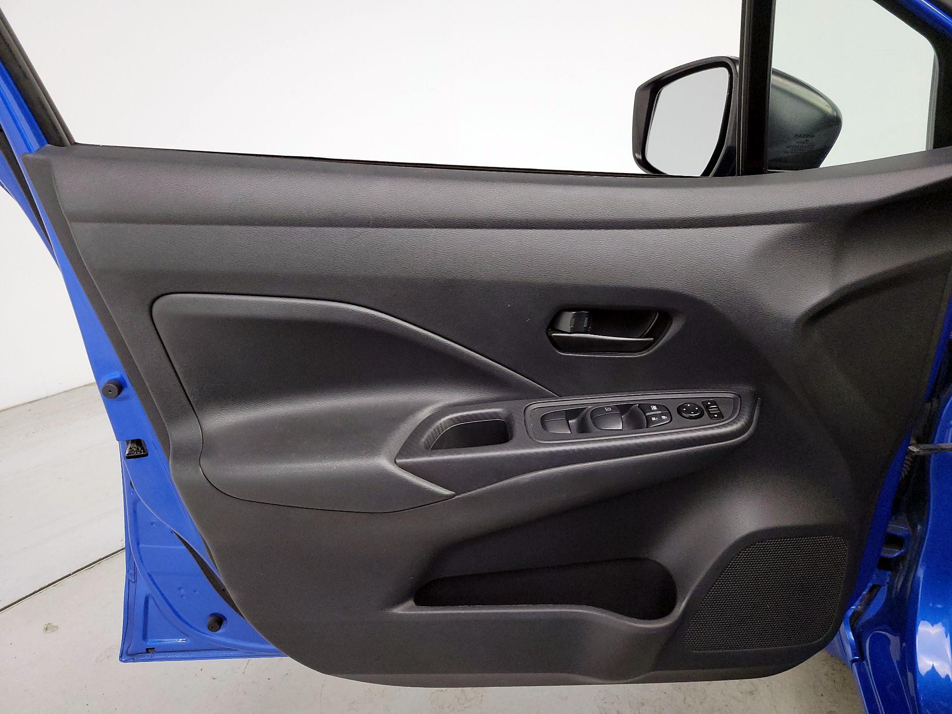 Thumbnail: 2020 Nissan Versa - 12