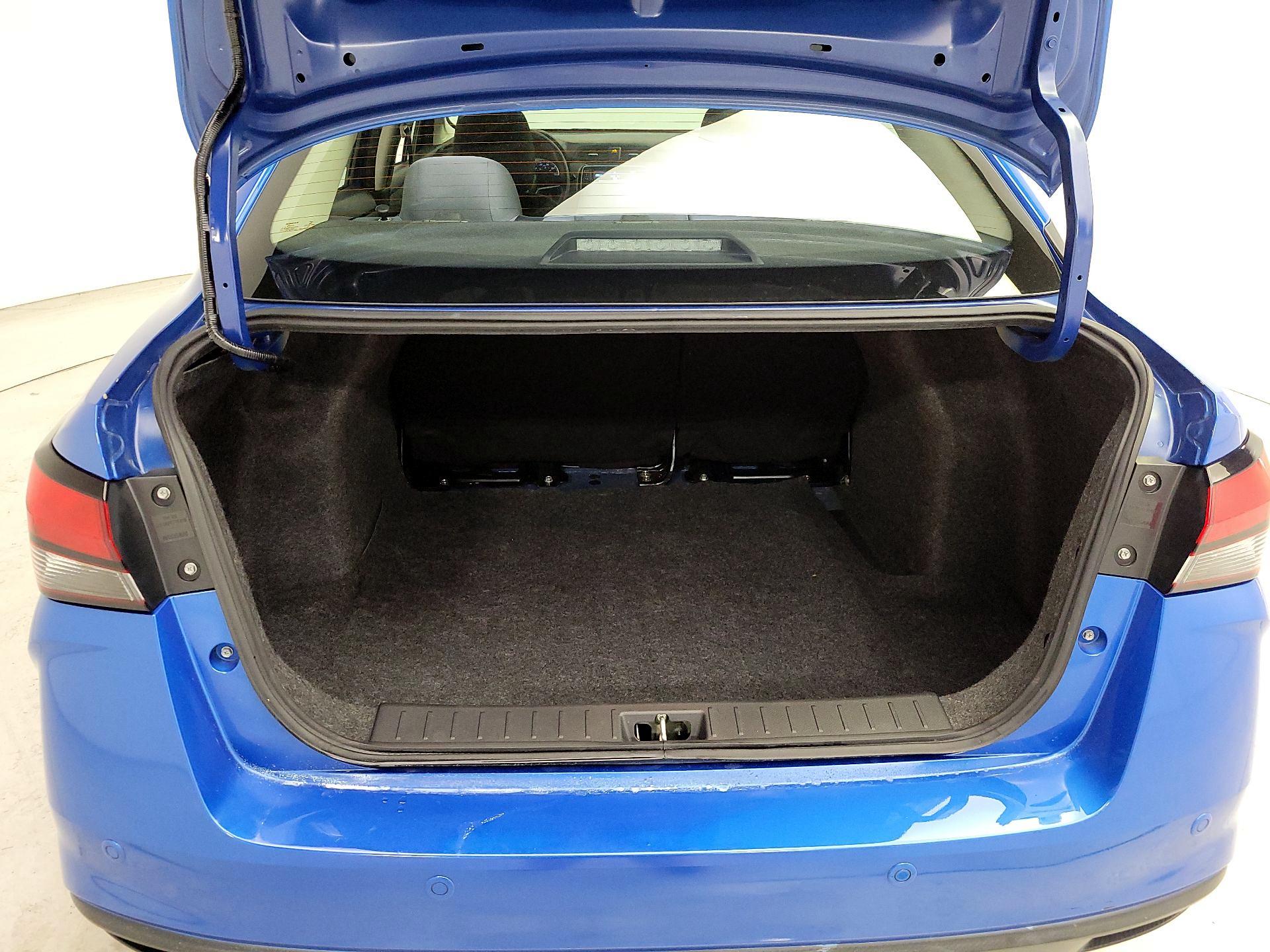 Thumbnail: 2020 Nissan Versa - 20