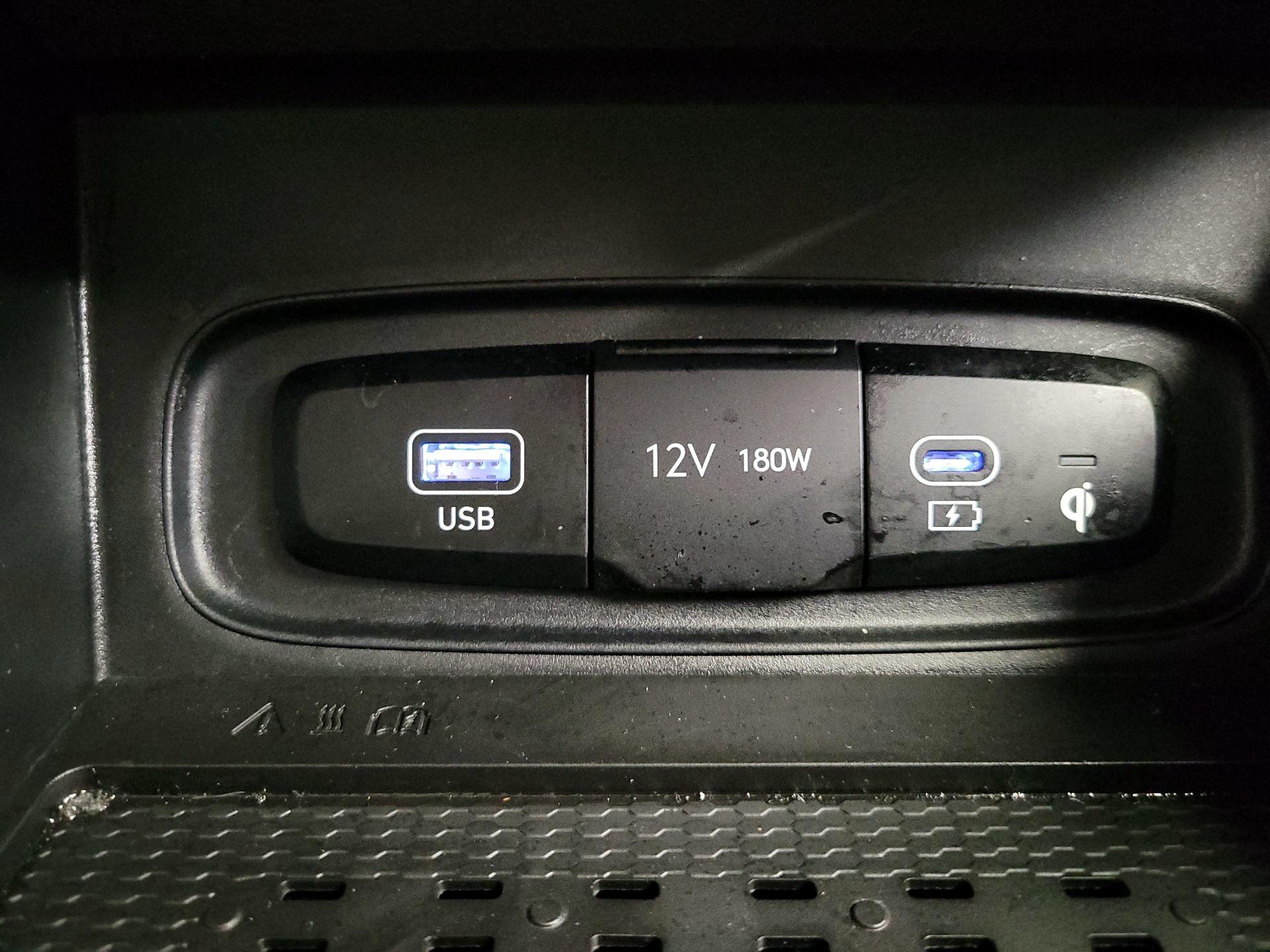 Thumbnail: 2024 Hyundai Venue - 19